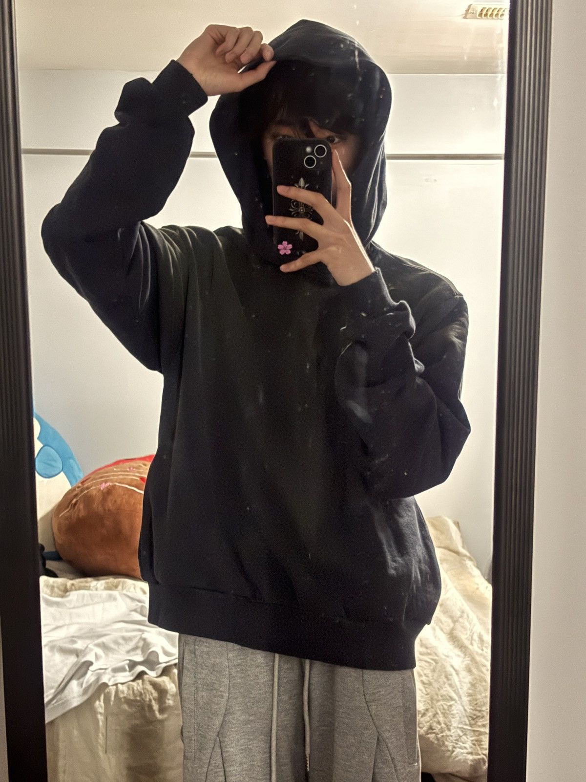 Acne Studios Acne Studios Back-Printed Hoodie Size US S / EU 44-46 / 1 - 8 Thumbnail