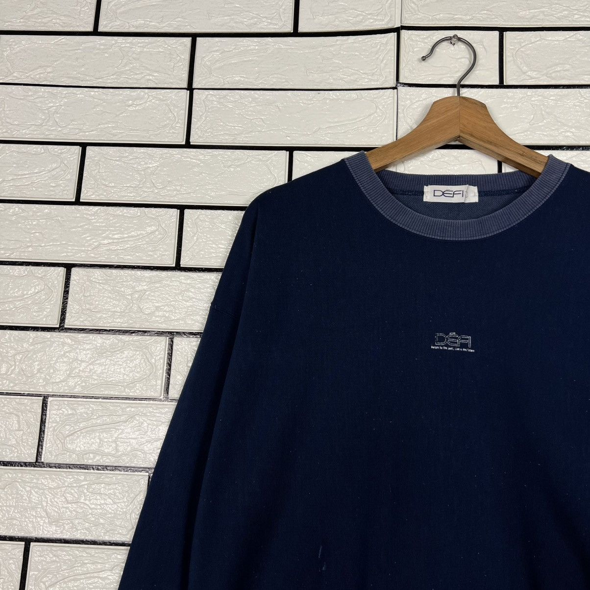 Vintage Vintage 90s DEFI Racing Gauge Big Logo Sweatshirt #3974-C181 Size US L / EU 52-54 / 3 - 6 Thumbnail