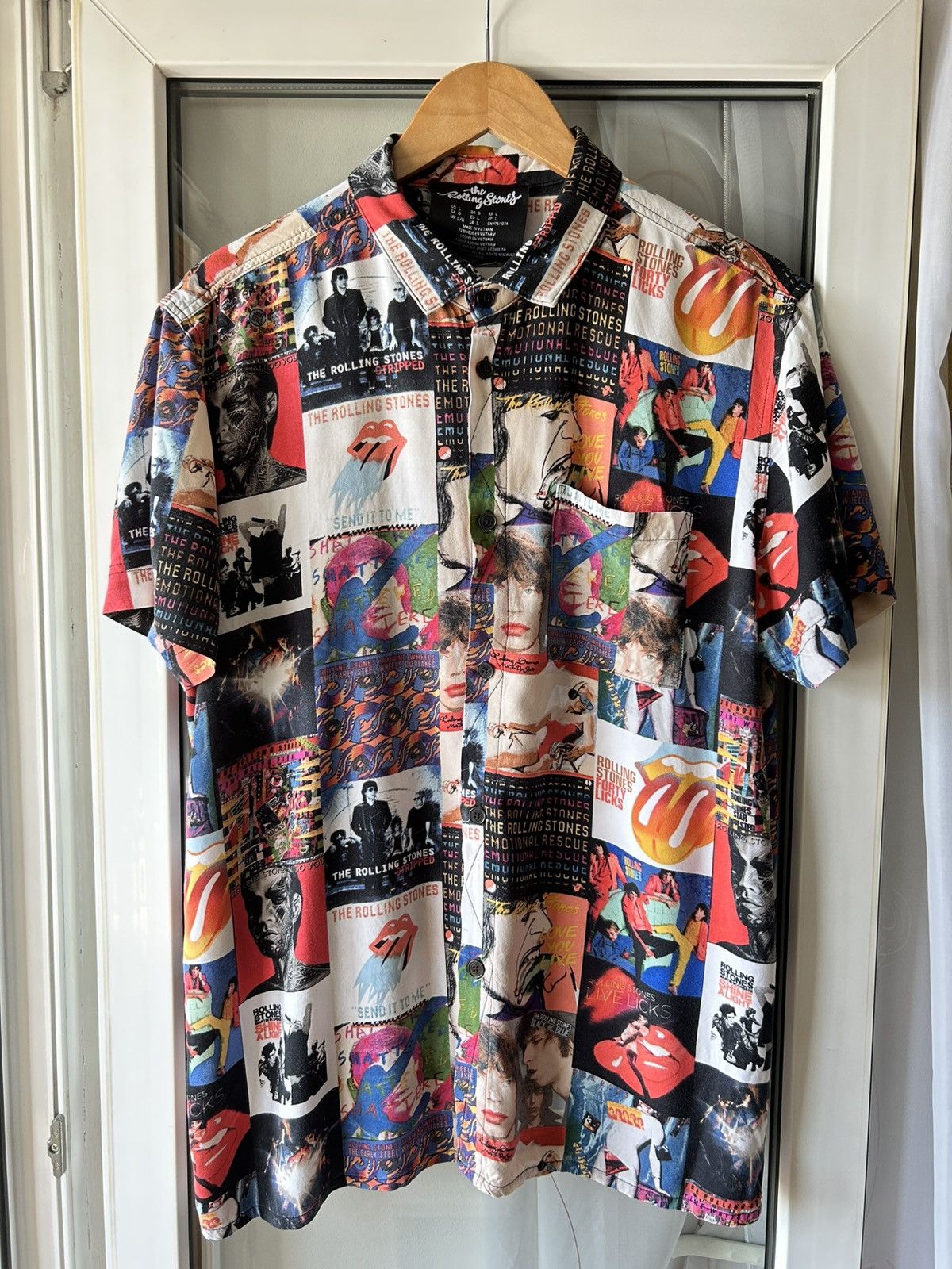 Band Tees The Rolling Stones 2018 All Over Print Button Up Shirt Size US L / EU 52-54 / 3 - 1 Thumbnail