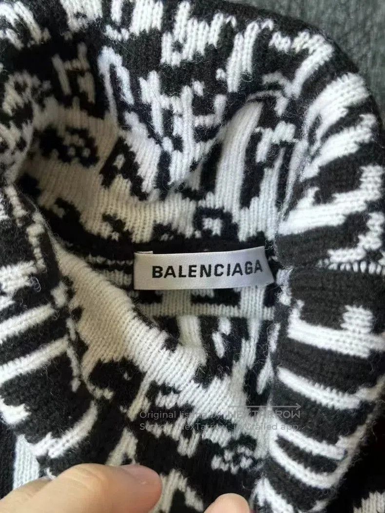 Balenciaga Balenciaga High Neck Logo Sweater. Size US XS / EU 42 / 0 - 3 Thumbnail