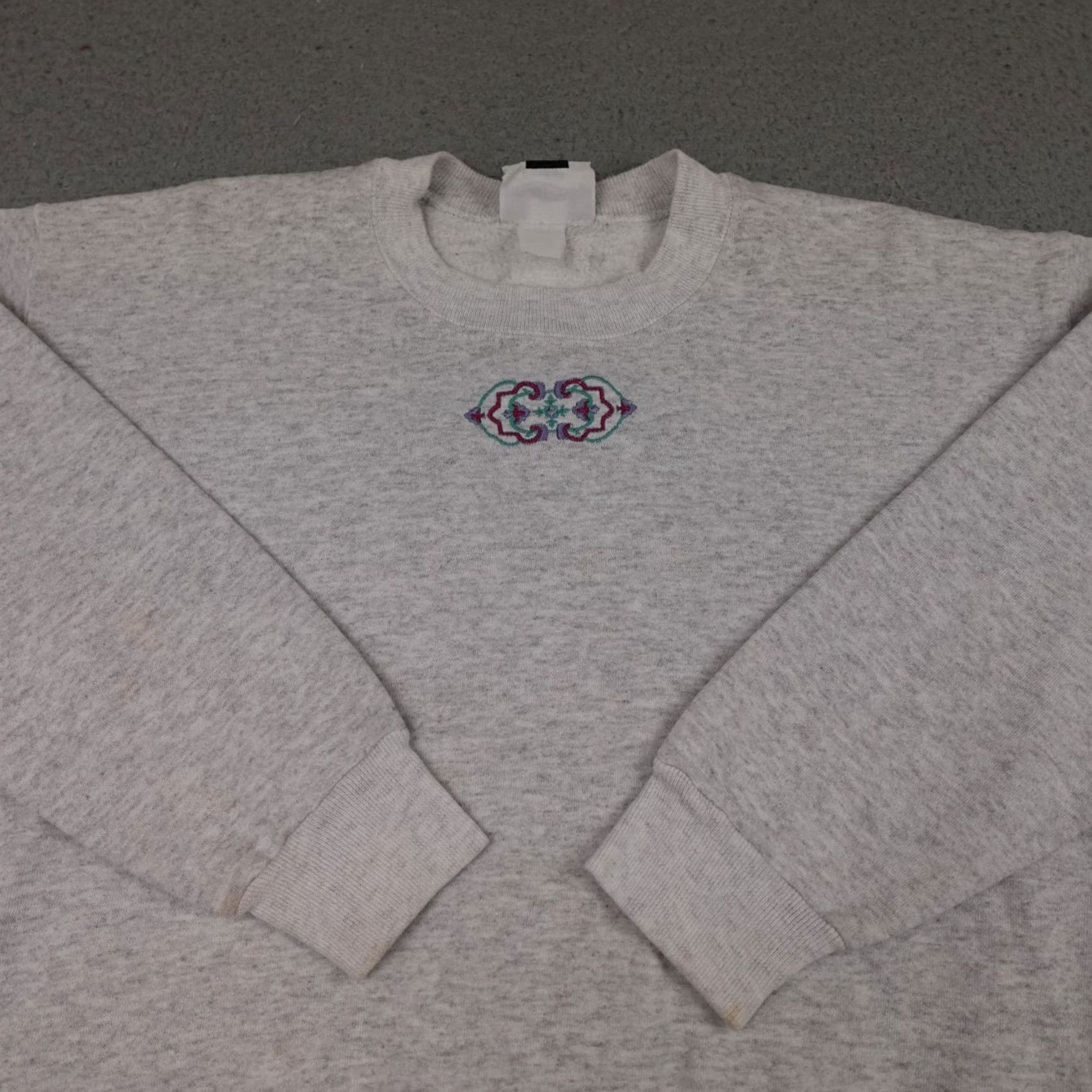 Lee VINTAGE Lee Sweatshirt Womens Large Gray Embroidered Made In USA 90s Crewneck Pullover Sweatshirt Womens Large Gray Embroidered USA 90s Lee Size L / US 10 / IT 46 - 3 Thumbnail
