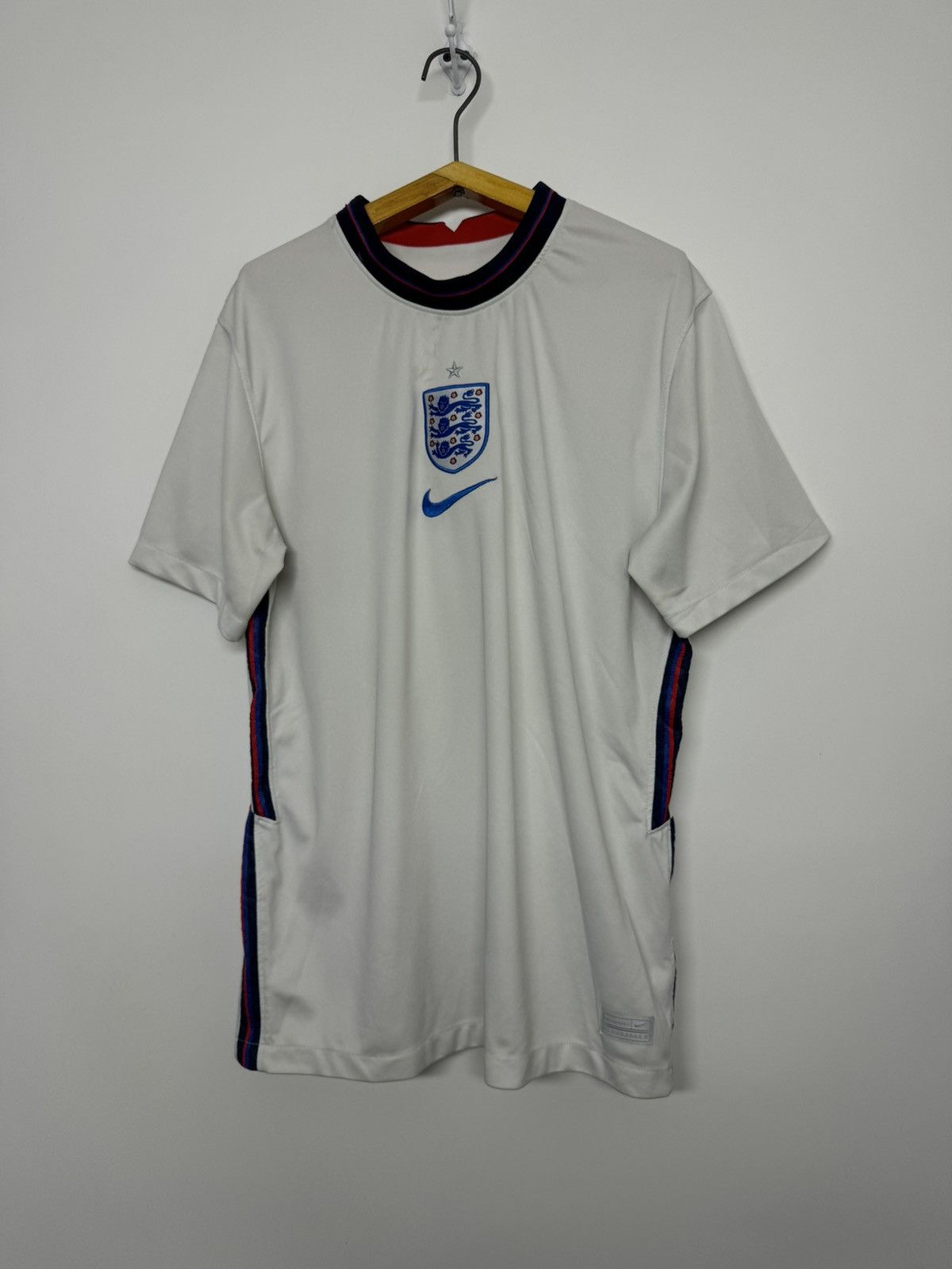 Nike Vintage Nike England National Team T-shirt jersey Size US M / EU 48-50 / 2 - 5 Thumbnail