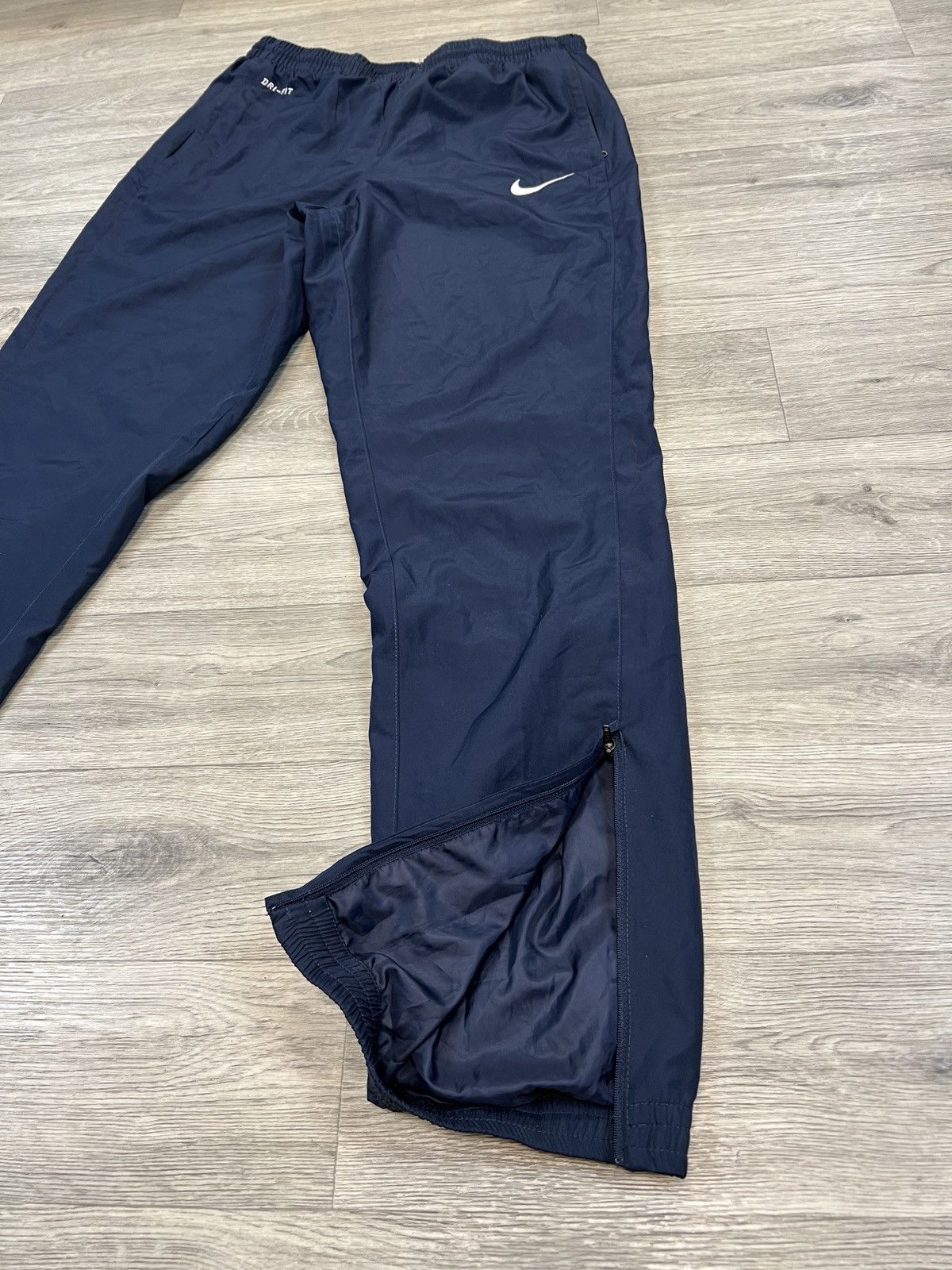 Nike Nike Dri-Fit Vintage Navy Blue Track Pants Swoosh Logo SizeM Size US 32 / EU 48 - 2 Thumbnail