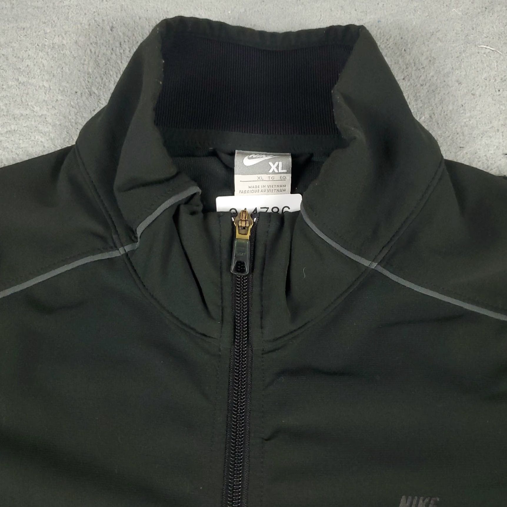 Nike Nike Jacket Mens XL Black Vintage Y2K Full Zip Up Track Sweater Sweatshirt Size US XL / EU 56 / 4 - 2 Thumbnail