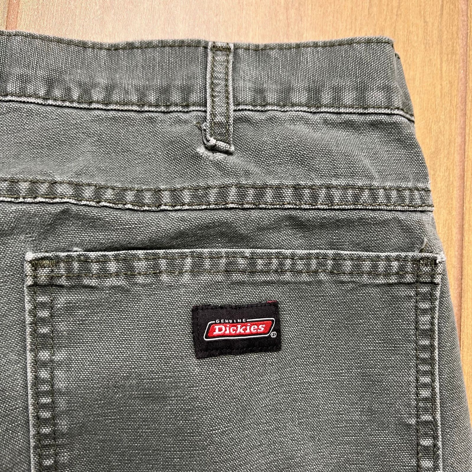 Dickies Vintage Dickies Cargo Shorts Sz 40 Relaxed Fit Green Y2K Size US 40 / EU 56 - 12 Thumbnail