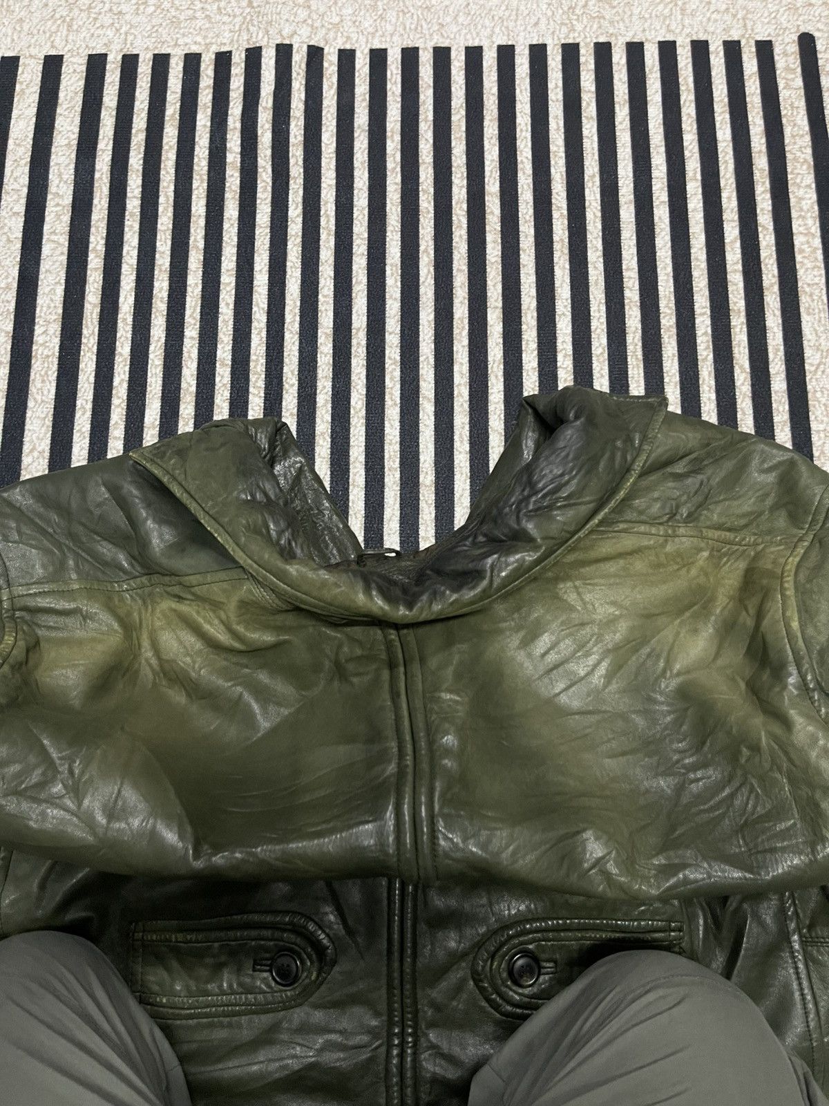 Issey Miyake VINTAGE 90s ISSEY MIYAKE SHEEPSKIN LEATHER JACKET DARK GREEN Size US M / EU 48-50 / 2 - 24 Thumbnail