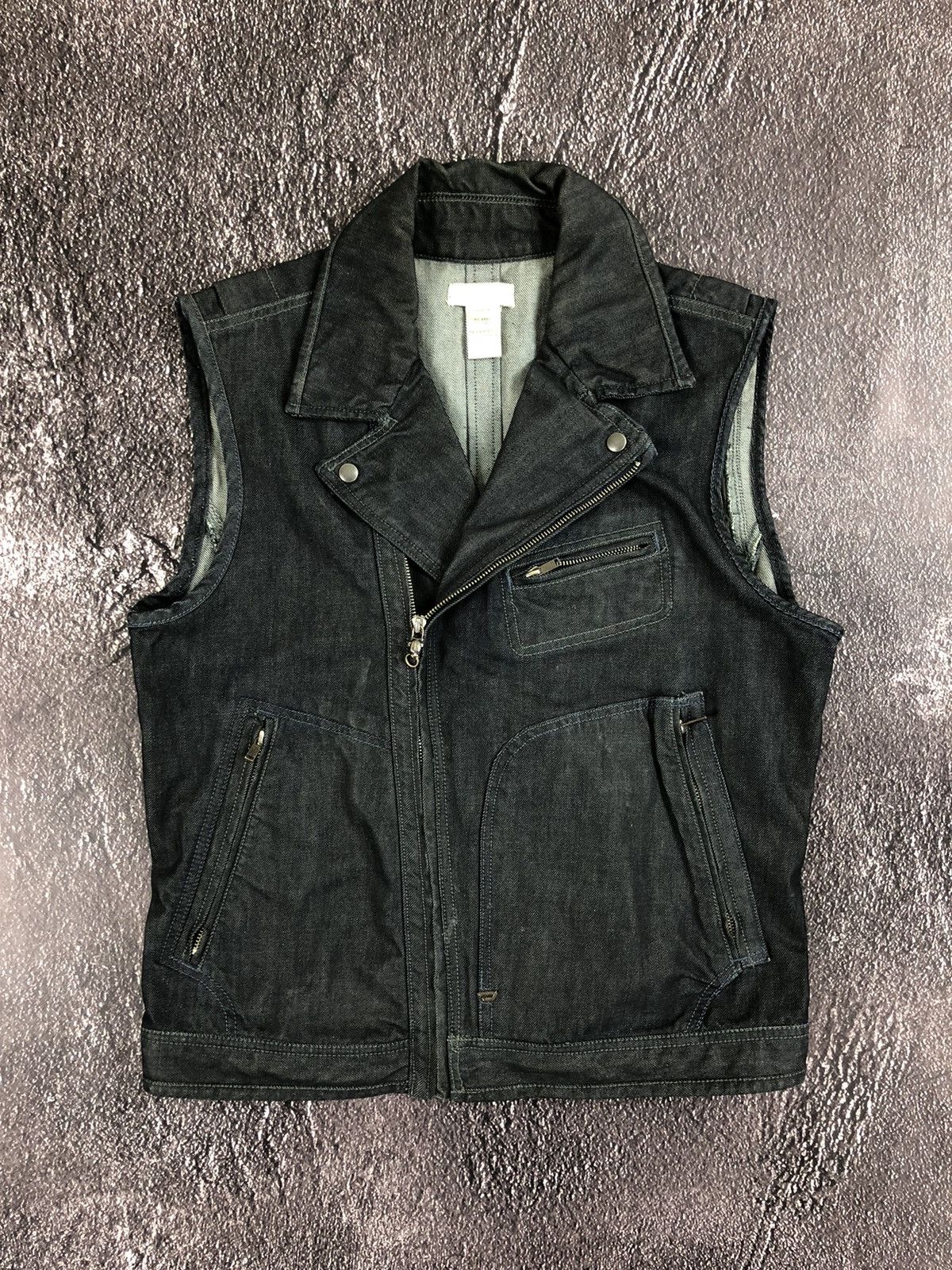 Diesel vest