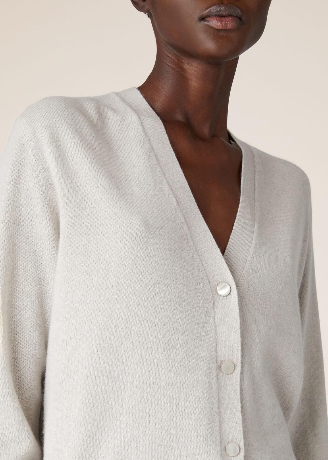 Loro Piana o1srvl11e0824 Ica Cashmere Silk Cardigan in White Size M / US 6-8 / IT 42-44 - 3 Thumbnail