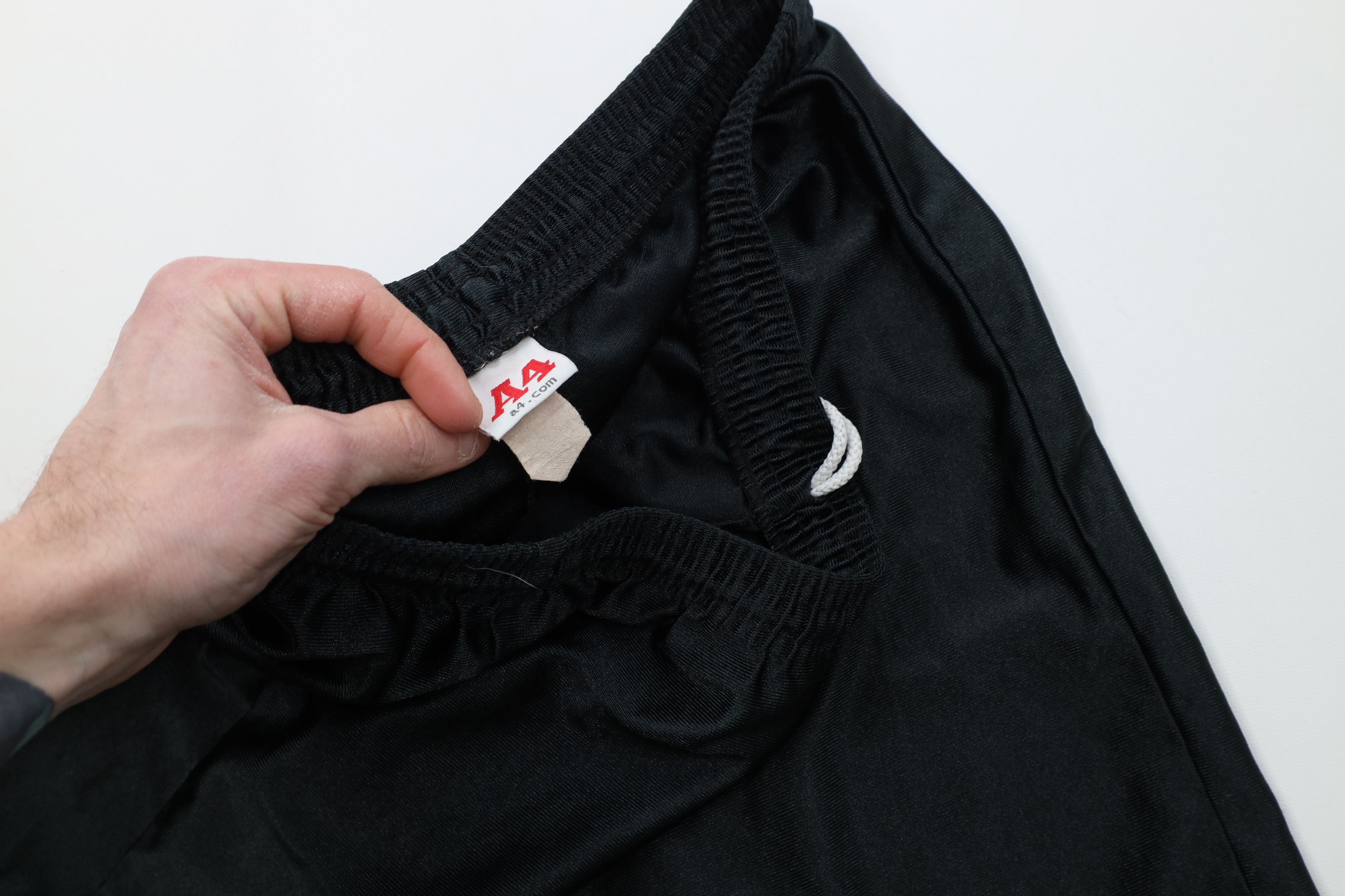 Vintage Vintage 90s Streetwear Silky Nylon Basketball Shorts Black Size US 32 / EU 48 - 6 Thumbnail
