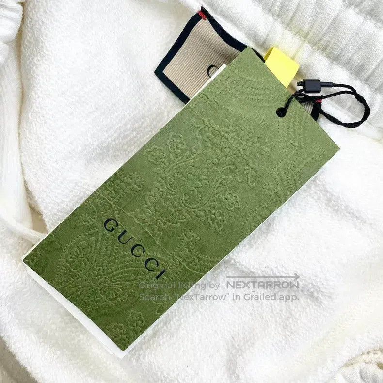 Gucci Gucci Size S White double G logo shorts Size 24" / US 00 / IT 34 - 7 Thumbnail