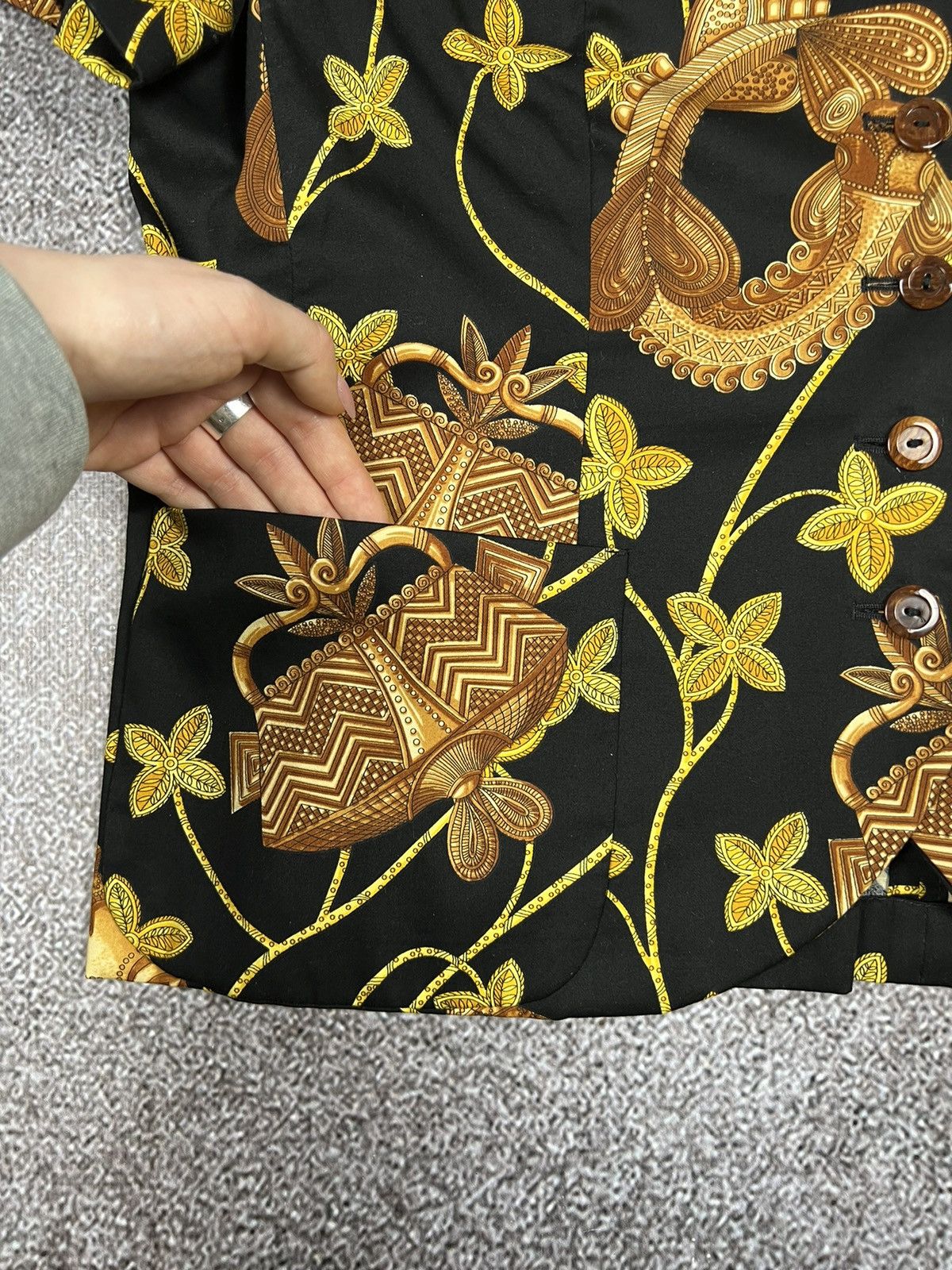 Escada Escada Aztec Vintage Black/Golden royal pattern blazer Size L / US 10 / IT 46 - 5 Thumbnail