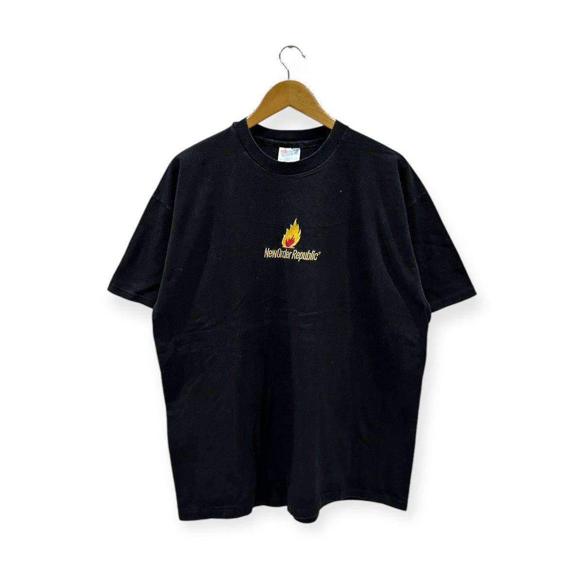 Band Tees × Vintage vintage 1993 NEW ORDER republic album promo t-shirts Size US XL / EU 56 / 4 - 1 Thumbnail