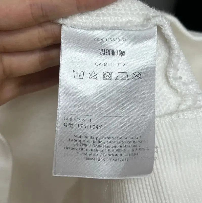 Valentino Valentino White Cotton Women's Cardigan . Size L / US 10 / IT 46 - 3 Thumbnail