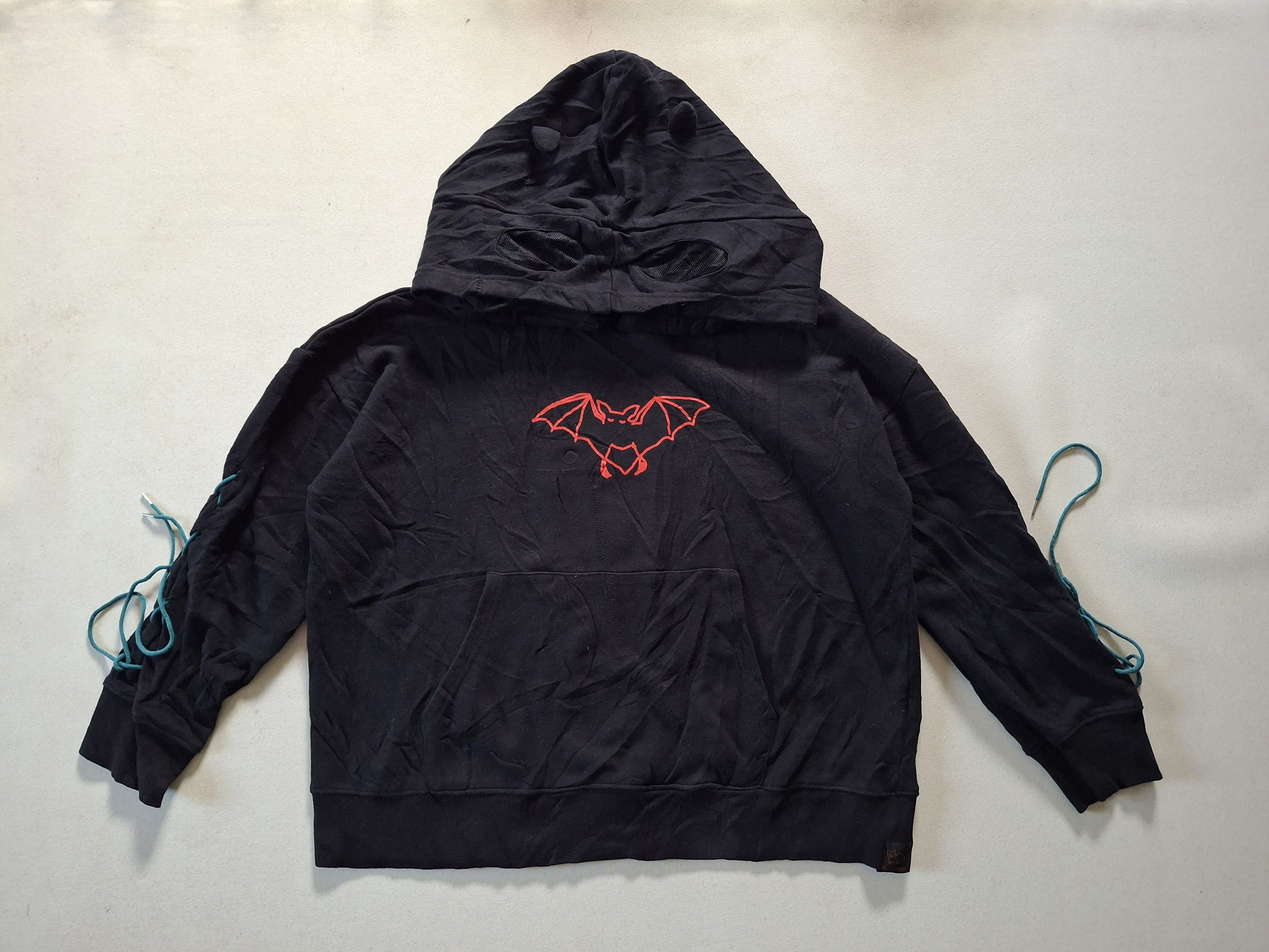 Keshi Hoodie | Grailed