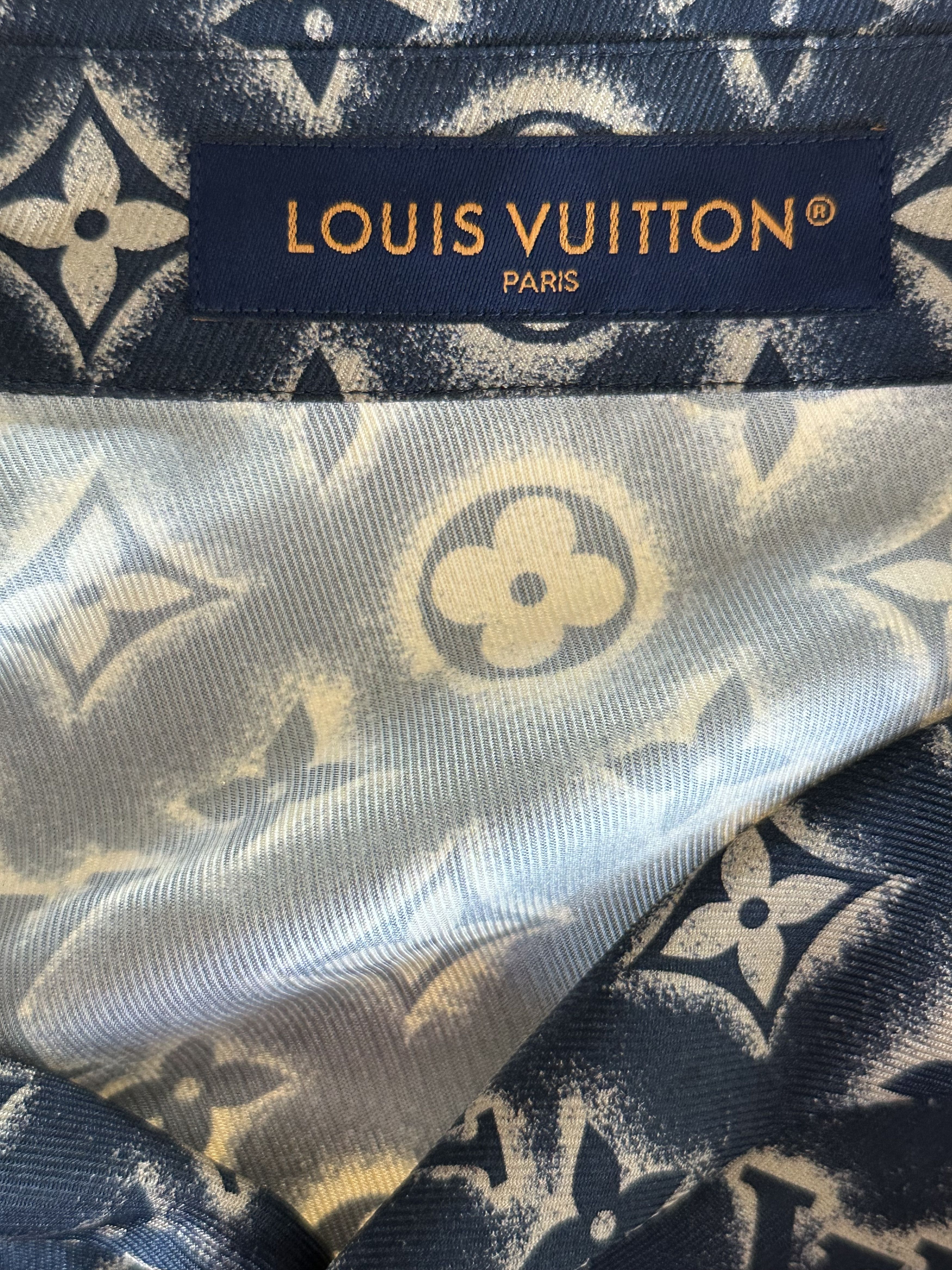 Louis Vuitton Louis Vuitton Navy & Beige Monogram Button Up Shirt Size US XXL / EU 58 / 5 - 3 Thumbnail