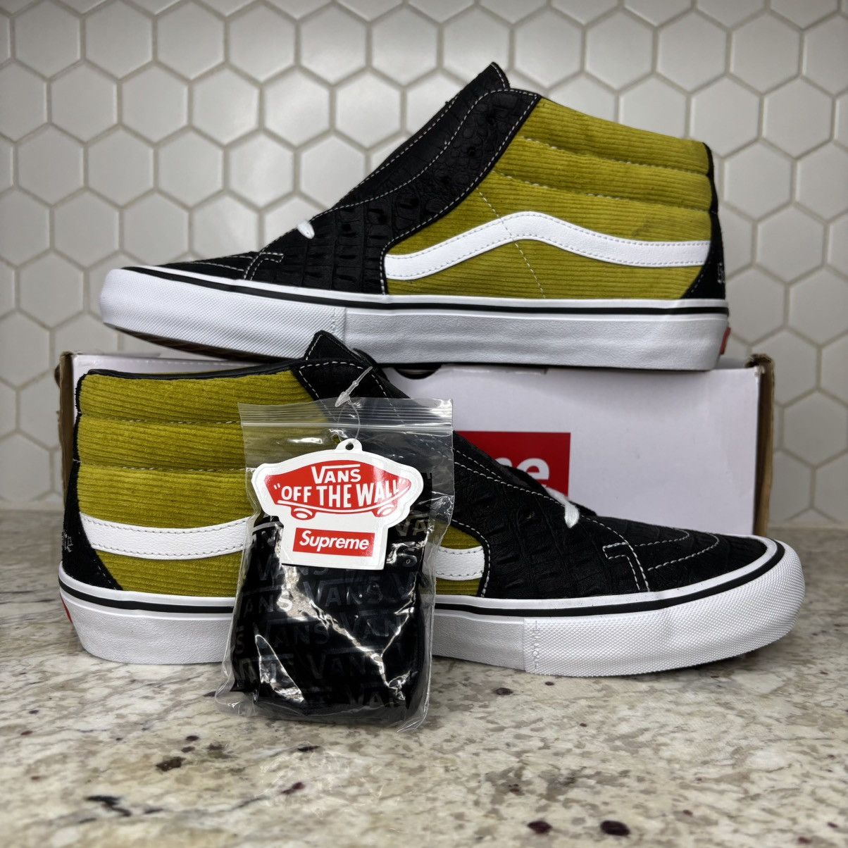 Supreme × Vans Size 13-Vans Sk8-Mid Supreme Croc Corduroy Mustard (2018) Size US 13 / EU 46 - 2 Thumbnail