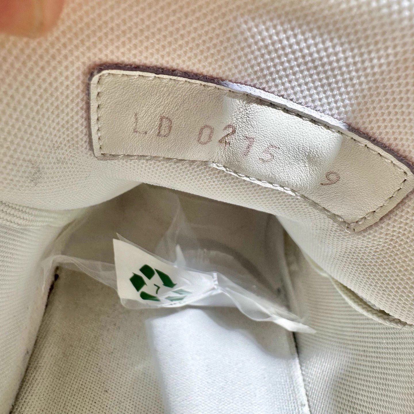 Louis Vuitton Louis Vuitton Trainer 25 New Pink Denim 9/43 Mint Size US 9 / EU 42 - 6 Thumbnail