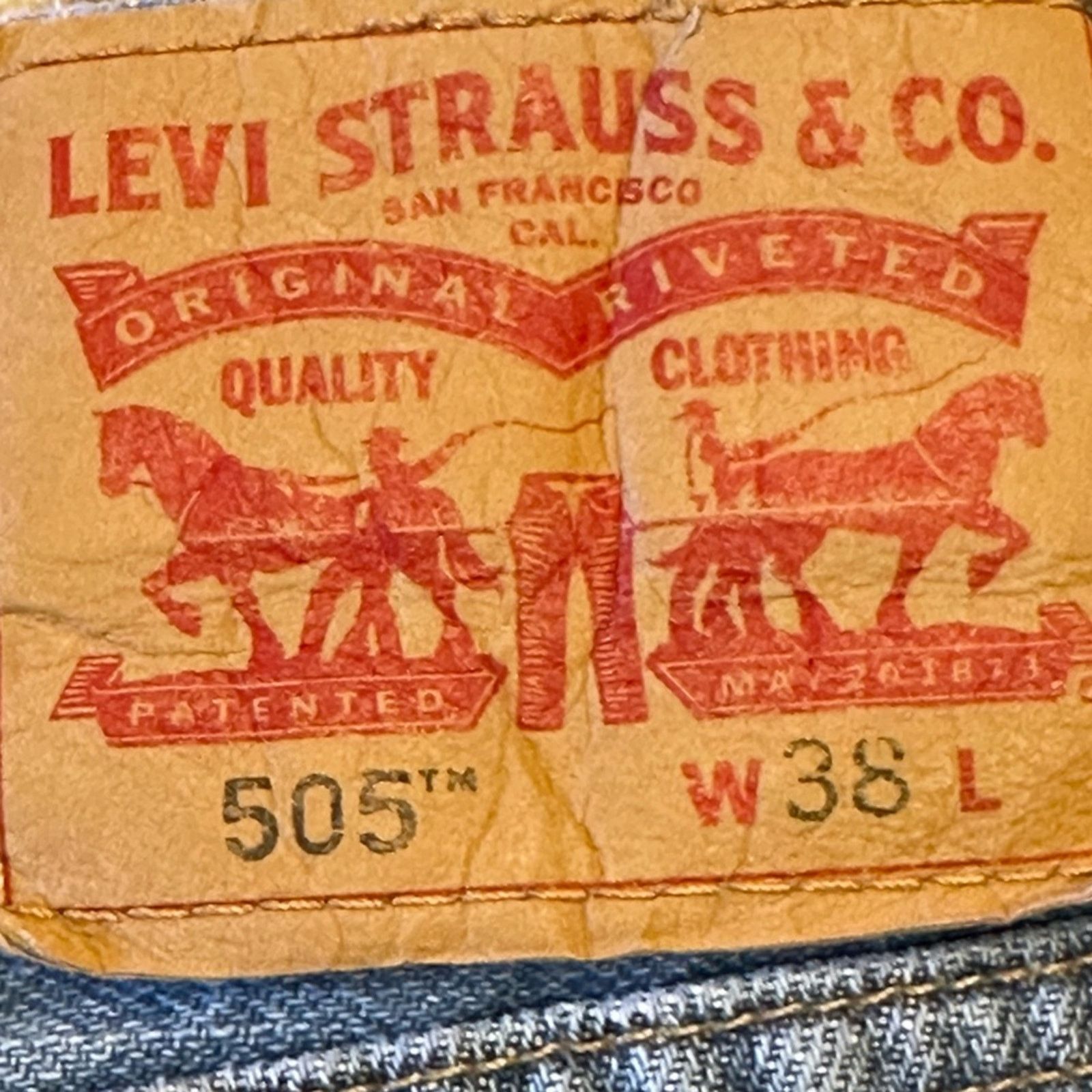 Levi's Levi’s 505 Denim Jean Jhorts/ Shorts Size 38 with 10” Inseam Size US 38 / EU 54 - 3 Thumbnail