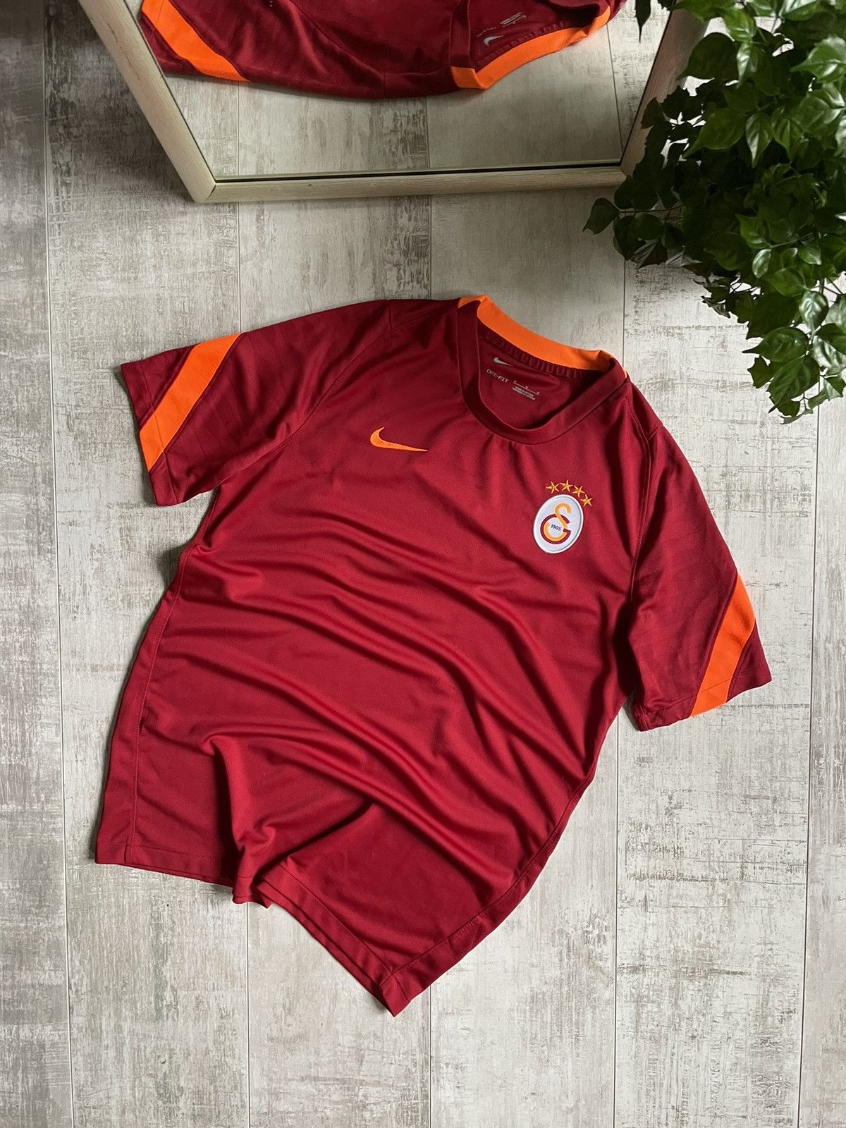 Nike Nike Galatasaray 2021/2022 Soccer Jersey Football Shirt Size US M / EU 48-50 / 2 - 1 Thumbnail