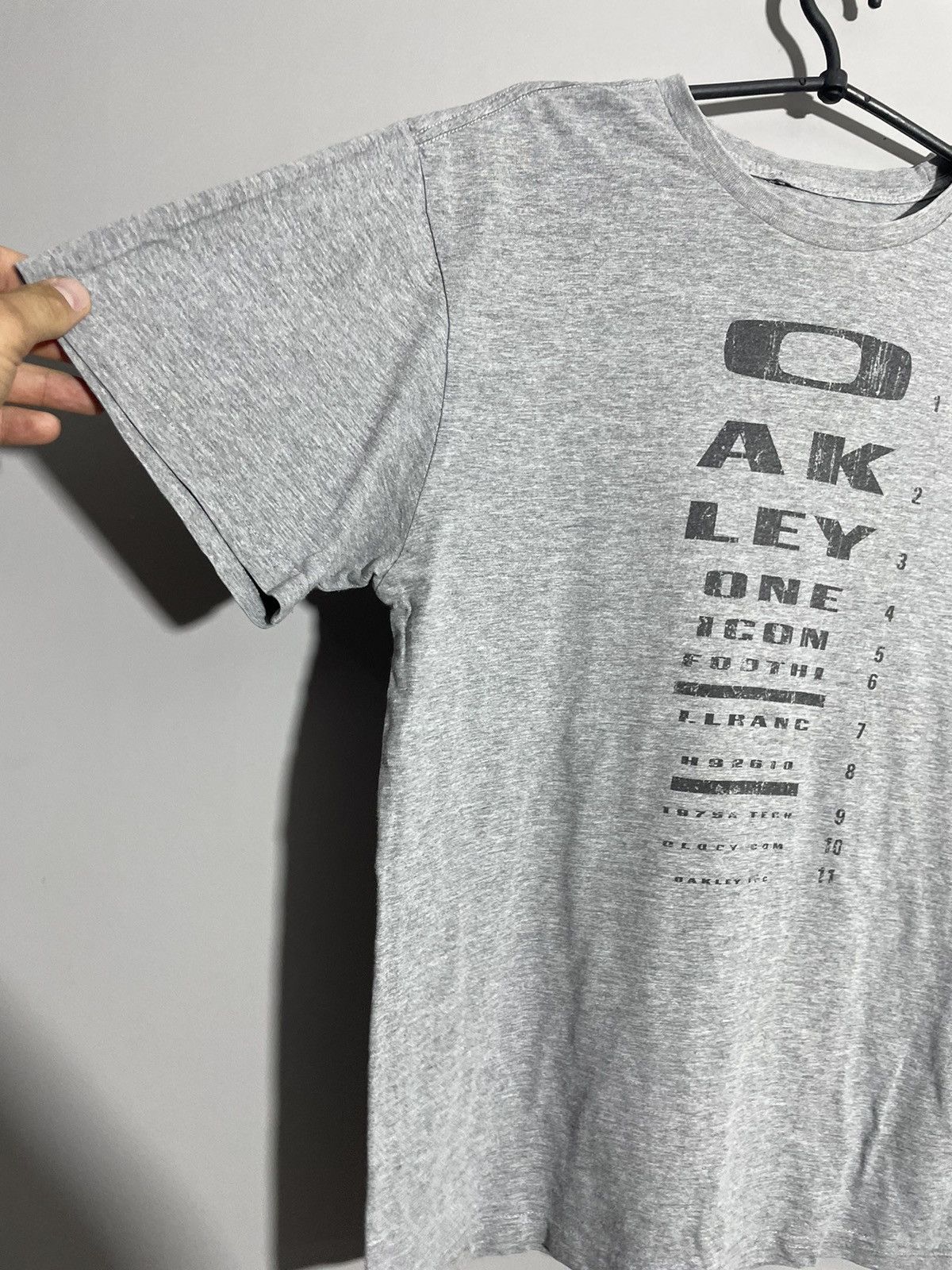 Oakley Oakley Logo vintage T-shirt size M Size US M / EU 48-50 / 2 - 2 Thumbnail