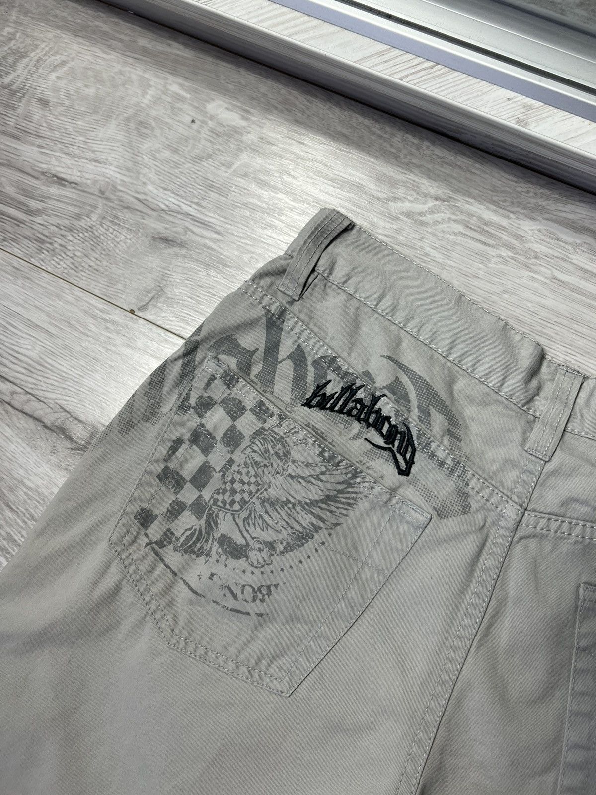 Billabong × Vintage Vintage Billabong Shorts With Logo Size US 32 / EU 48 - 14 Thumbnail