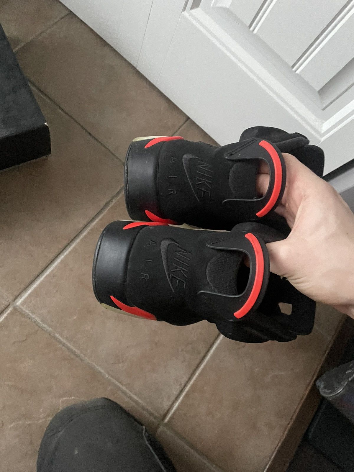 Jordan Brand Jordan 6 Retro infrared 2019 Size US 10.5 / EU 43-44 - 4 Thumbnail