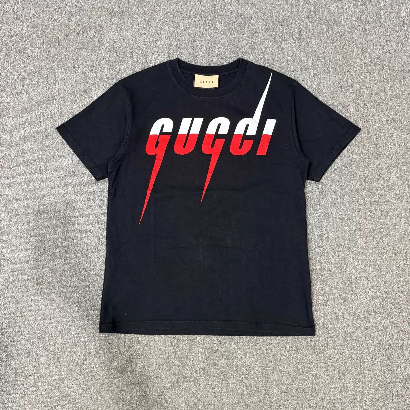 Gucci Gucci Black Lightning Logo Short Sleeve Tee XS Size US XS / EU 42 / 0 - 1 Thumbnail