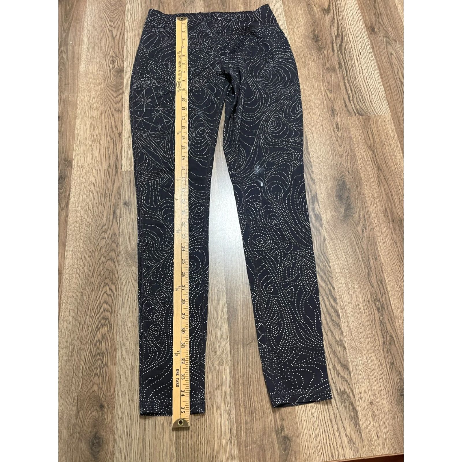 Mossimo Mossimo Pants, Womens Small, Leggings, Pull On, Polka Dots w/ Design, Gray White, Casual, Regular, AKnown Size 28" / US 6 / IT 42 - 6 Thumbnail