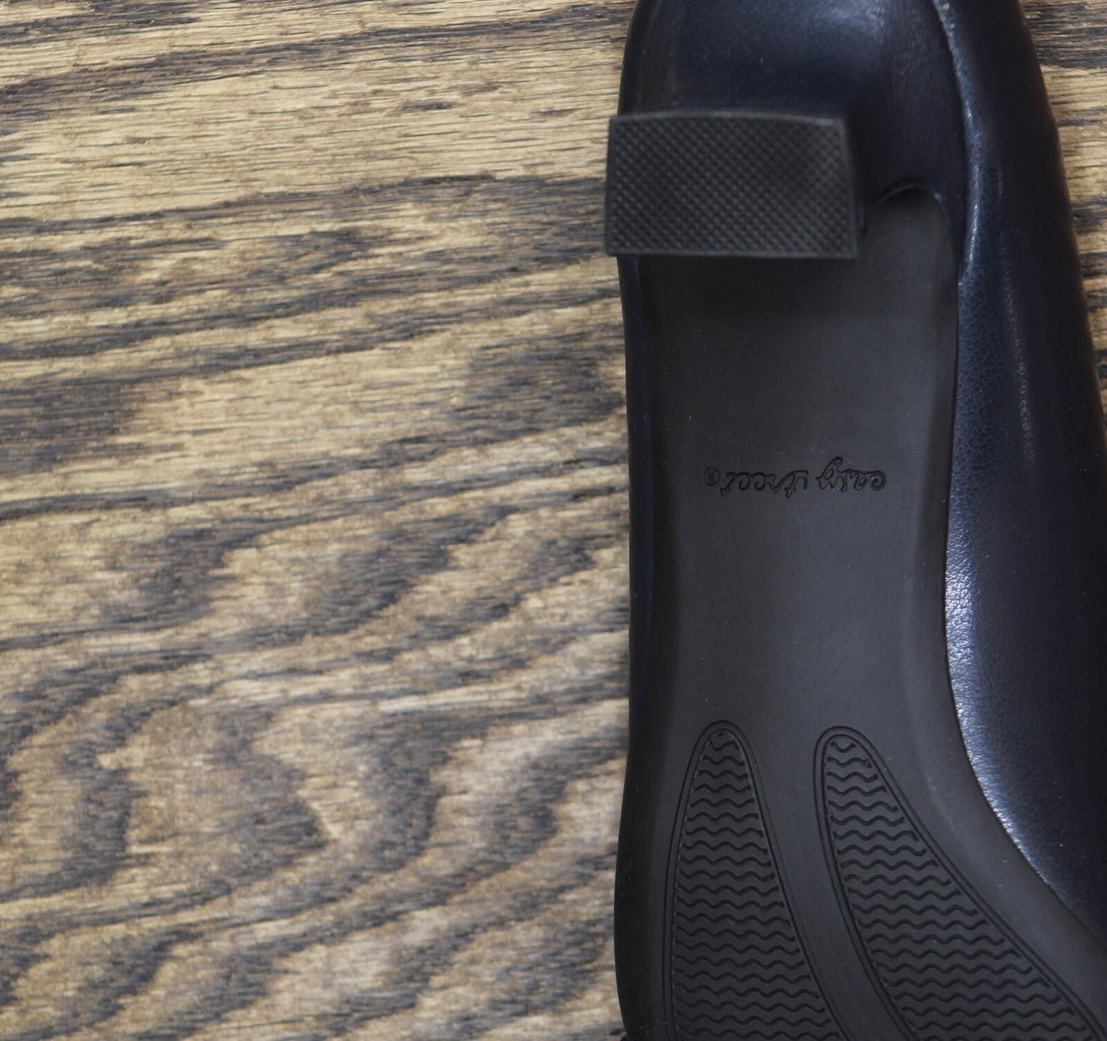 Other Nwt Easy Street Pump Block Heel Waive New Navy Blue 9.5m Size US 9.5 / IT 39.5 - 7 Thumbnail