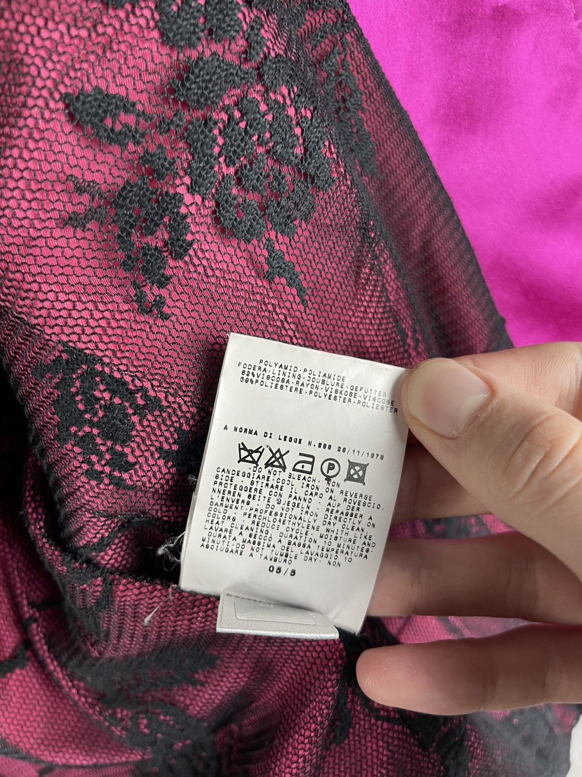 Dolce & Gabbana D&G Dolce & Gabbana Fuchsia Pink Satin Blazer 00s Size M / US 6-8 / IT 42-44 - 15 Thumbnail