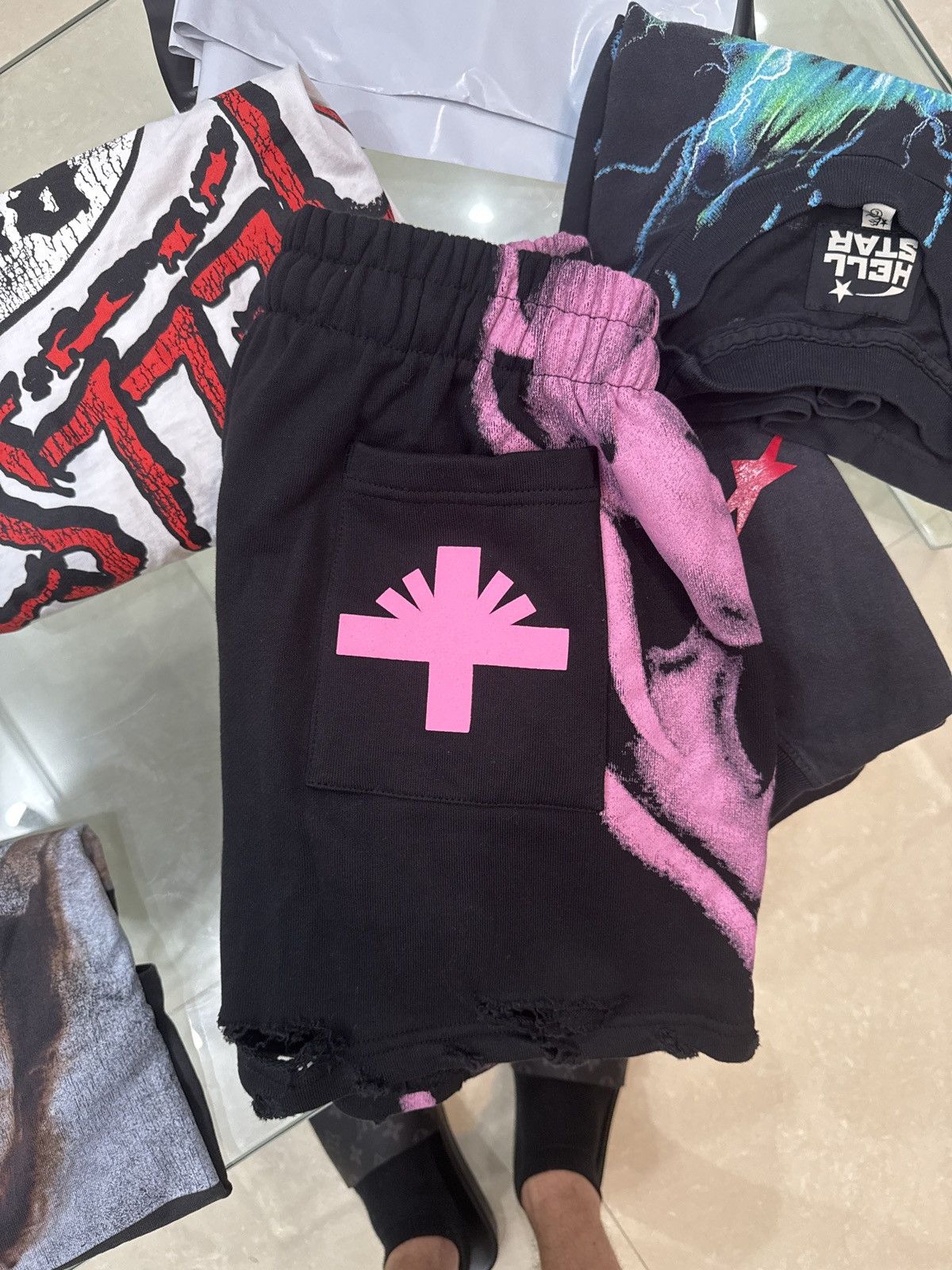 Vertabrae Vertabrae skull shorts Size US 30 / EU 46 - 4 Thumbnail