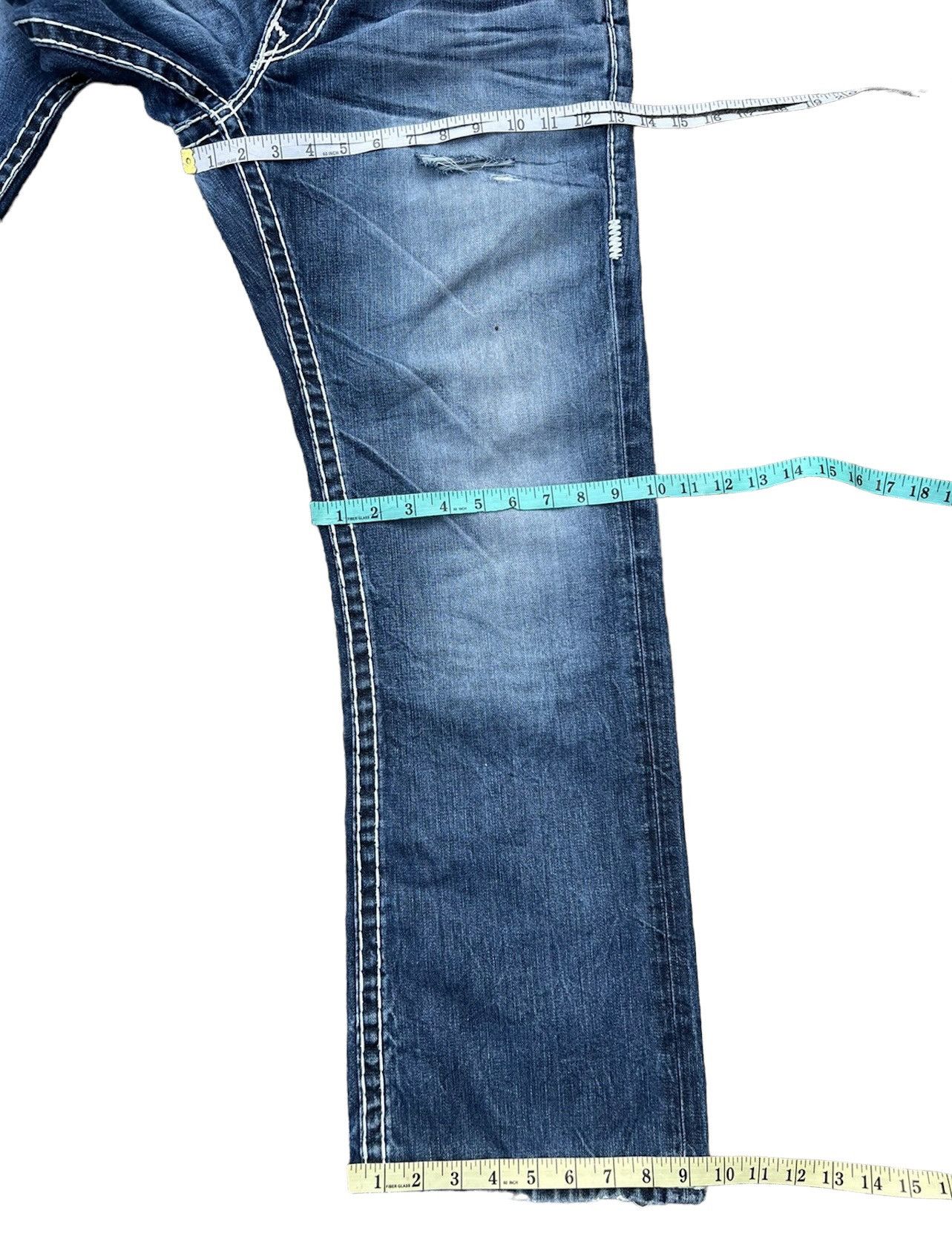 True Religion VTG 2000s True Religion Rips Fade Denim Bobby Super T Jeans Size US 34 / EU 50 - 4 Thumbnail
