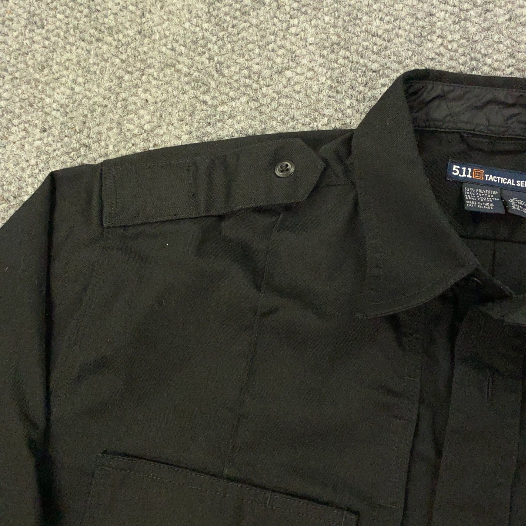 Vintage 5.11 Tactical Shirt Mens Large Black Double Pocket CCW Zip Pocket Shirt Mens L Black 5.11 Tactical Shirt Mens Large Black Double Pocket CCW Zip Size US L / EU 52-54 / 3 - 4 Thumbnail