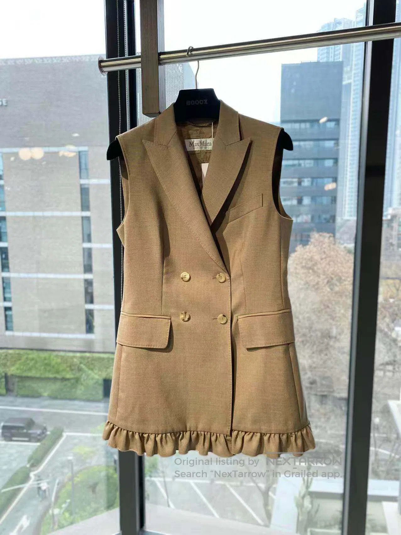 Max Mara Max Mara Double-breasted vest| Size XXS / US 00 / IT 34 - 2 Thumbnail