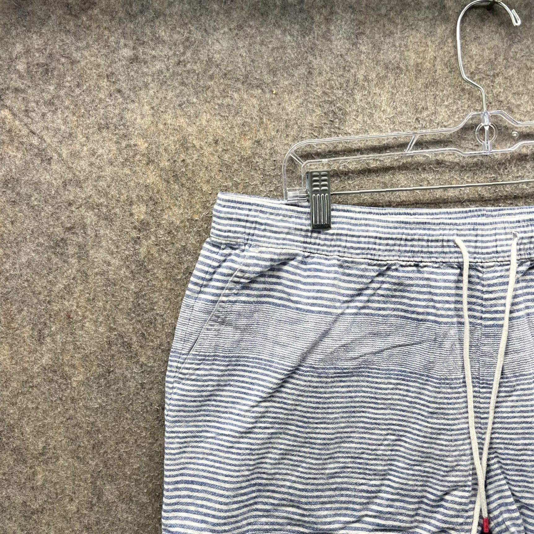 Vineyard Vines Vineyard Vines Shorts Women Large Blue Striped Linen Cotton Drawstring Chino Size 36" / US 14 / IT 50 - 7 Thumbnail