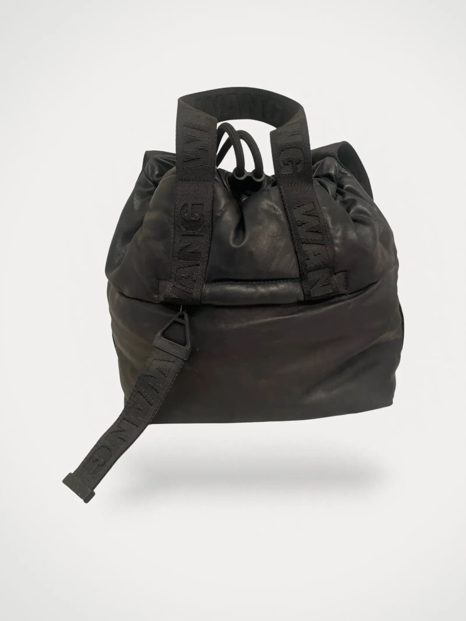 H&M Alexander Wang H&M Bucket Bag Size ONE SIZE - 1 Thumbnail