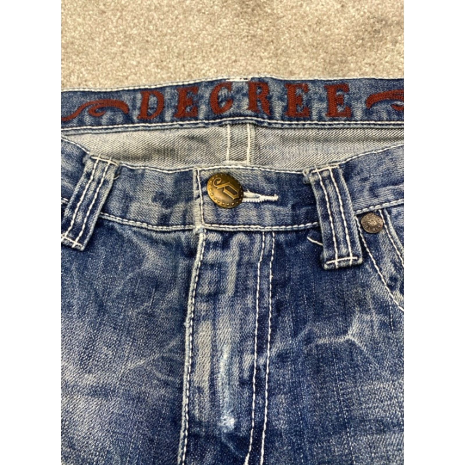Decree VINTAGE Decree Jeans Mens 34x32 Bootcut Distressed Embroidered Back Pockets 5-Pocket Design Slim Straight 34 Blue Cotton Denim Jeans Mens Size US 34 / EU 50 - 7 Thumbnail