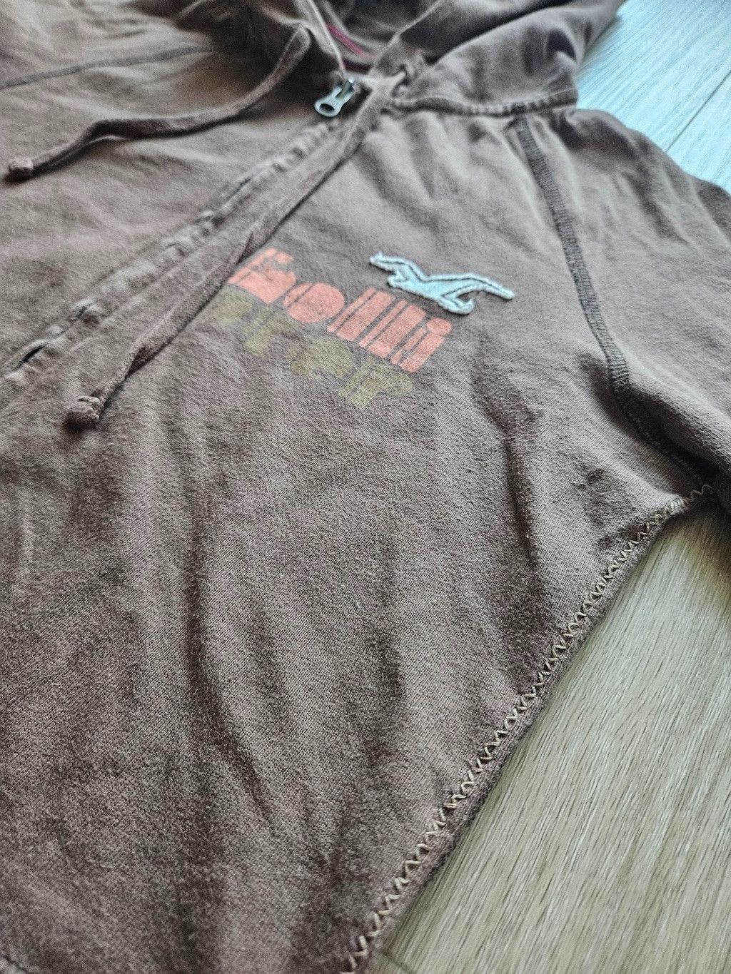 Hollister Hollister Brown Zip Hoodie Large Distressed Surf Graphic Y2K Size L / US 10 / IT 46 - 10 Thumbnail