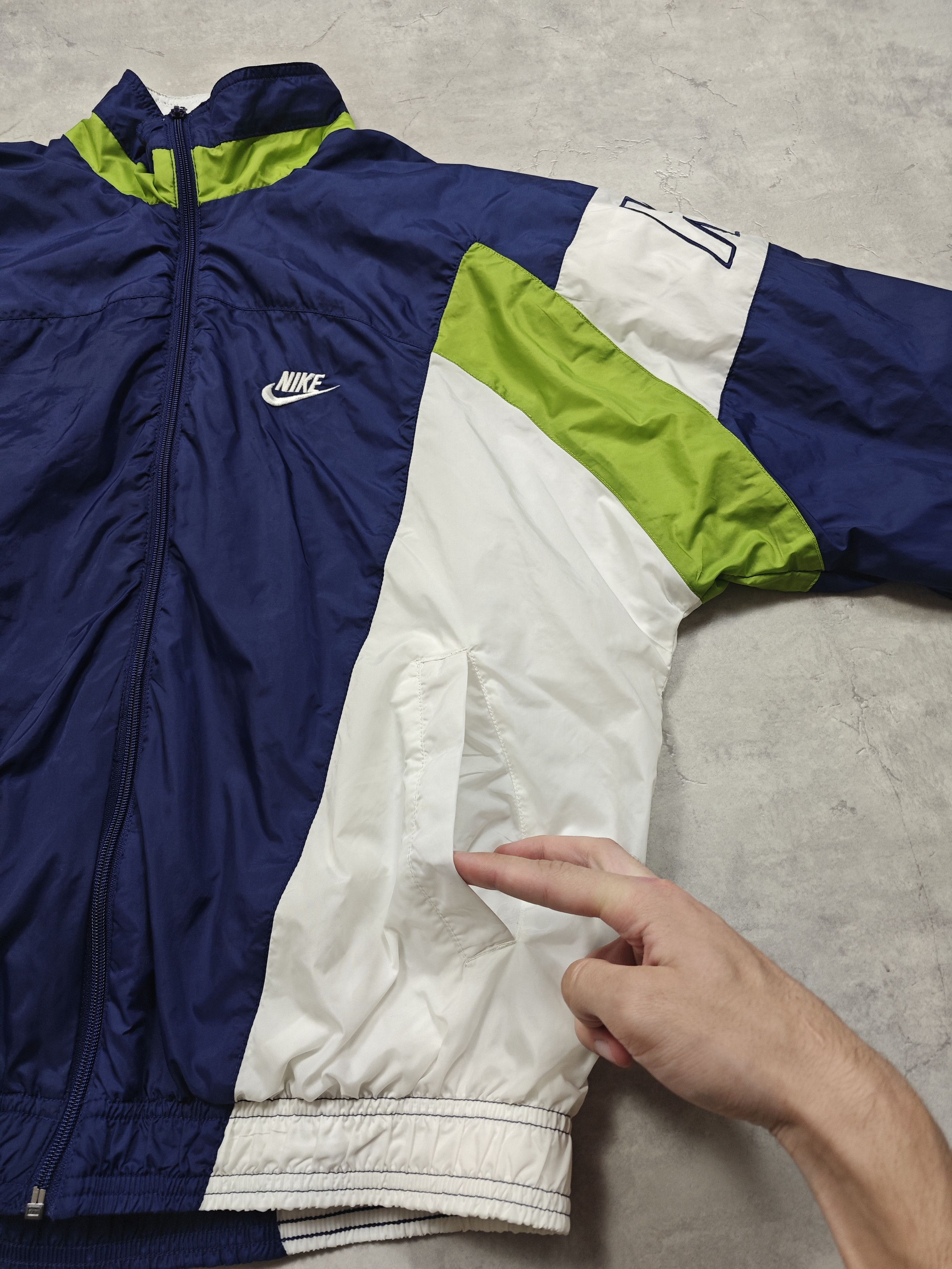 Nike Nike Vintage Jacket Size US M / EU 48-50 / 2 - 5 Thumbnail