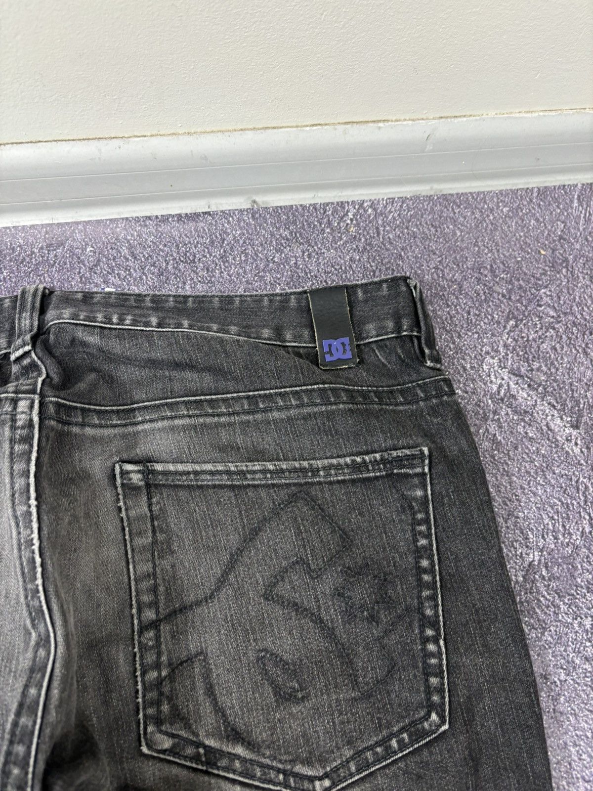 DC Vintage DC 2000s Y2K Faded Black Skate Denim Baggy Jeans Size US 38 / EU 54 - 6 Thumbnail