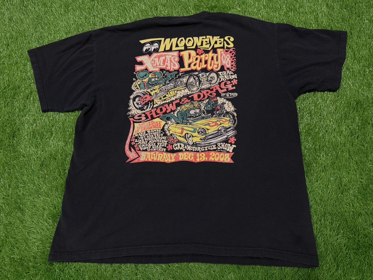 Anvil Vintage 2008 Mooneyes Xmas Hot Rod Xmas Party T-shirt Anvil Size US XL / EU 56 / 4 - 1 Thumbnail