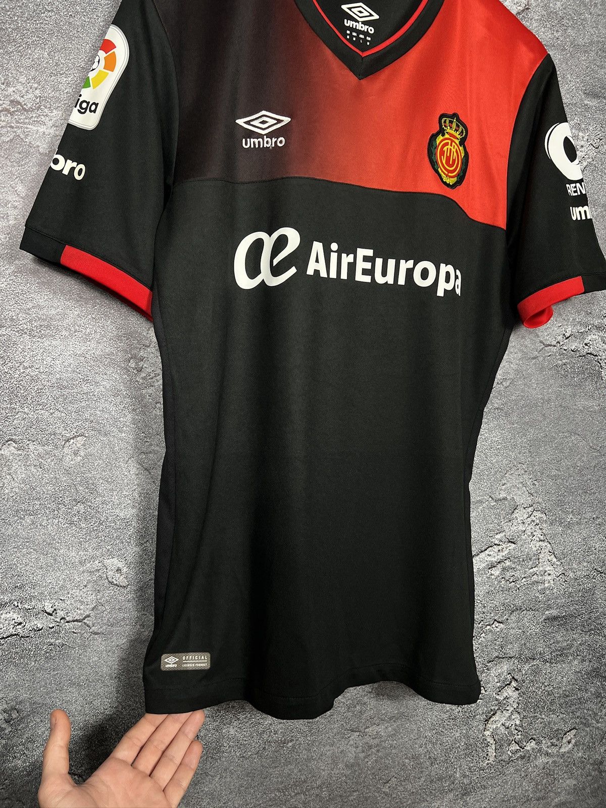 Umbro Umbro Mallorca 2016/17 Jersey T-shirt Size M Size US M / EU 48-50 / 2 - 5 Thumbnail