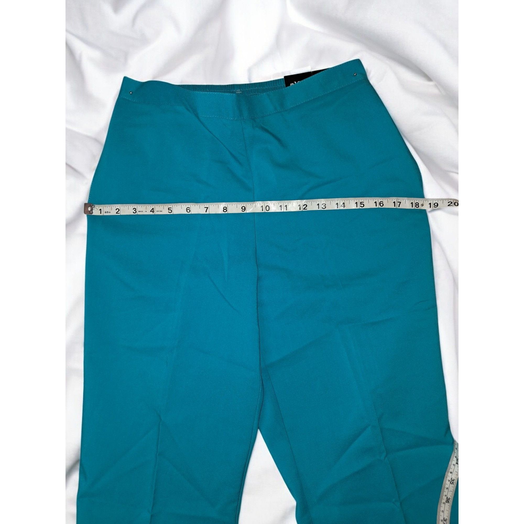 Other Alfred Dunner Teal Classic Fit Size 6P Capri Pant Size 28" / US 6 / IT 42 - 10 Thumbnail