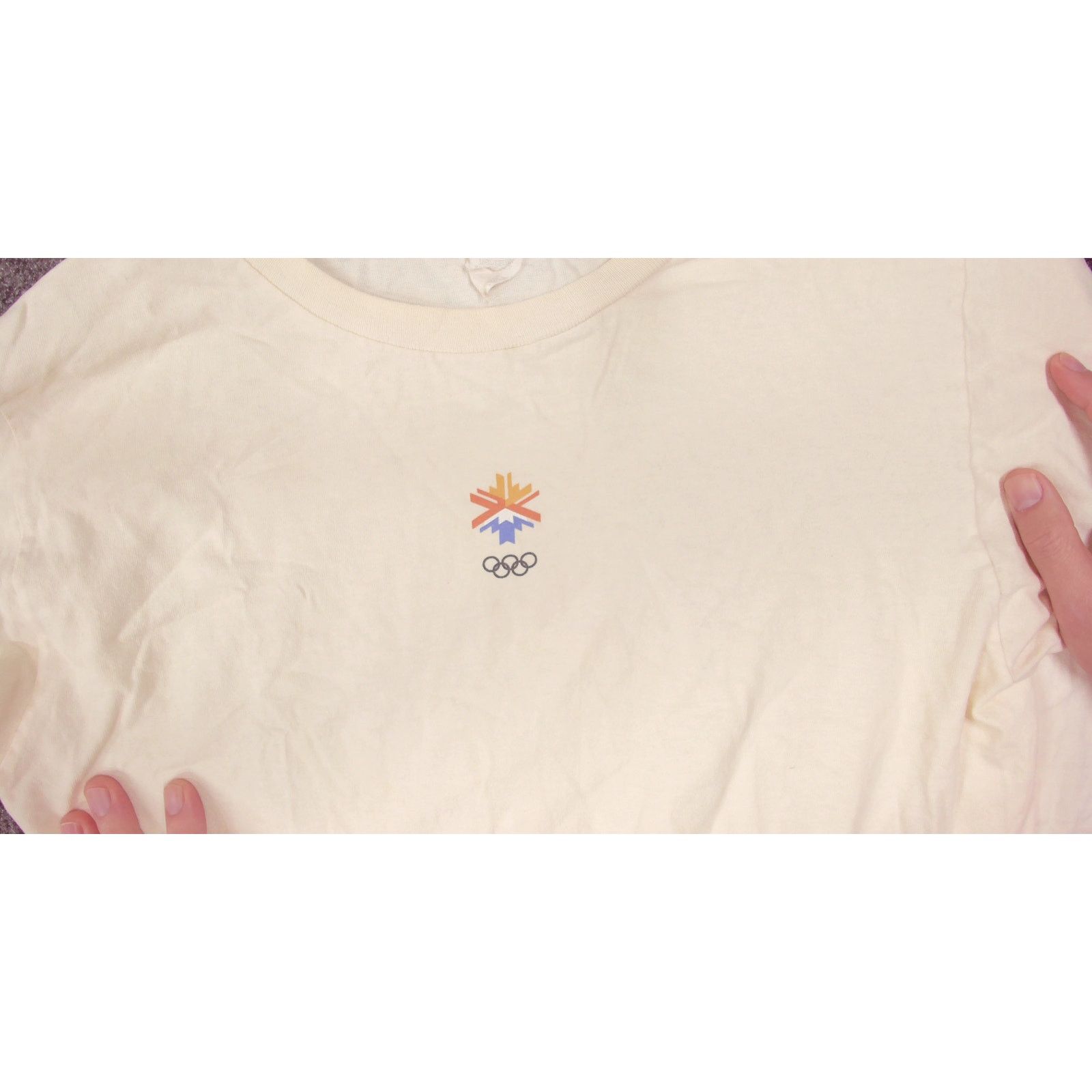 Vintage VTG 1997 Salt Lake 2002 Olympics Flags Boxy Cropped L/S Tee Size US L / EU 52-54 / 3 - 6 Thumbnail