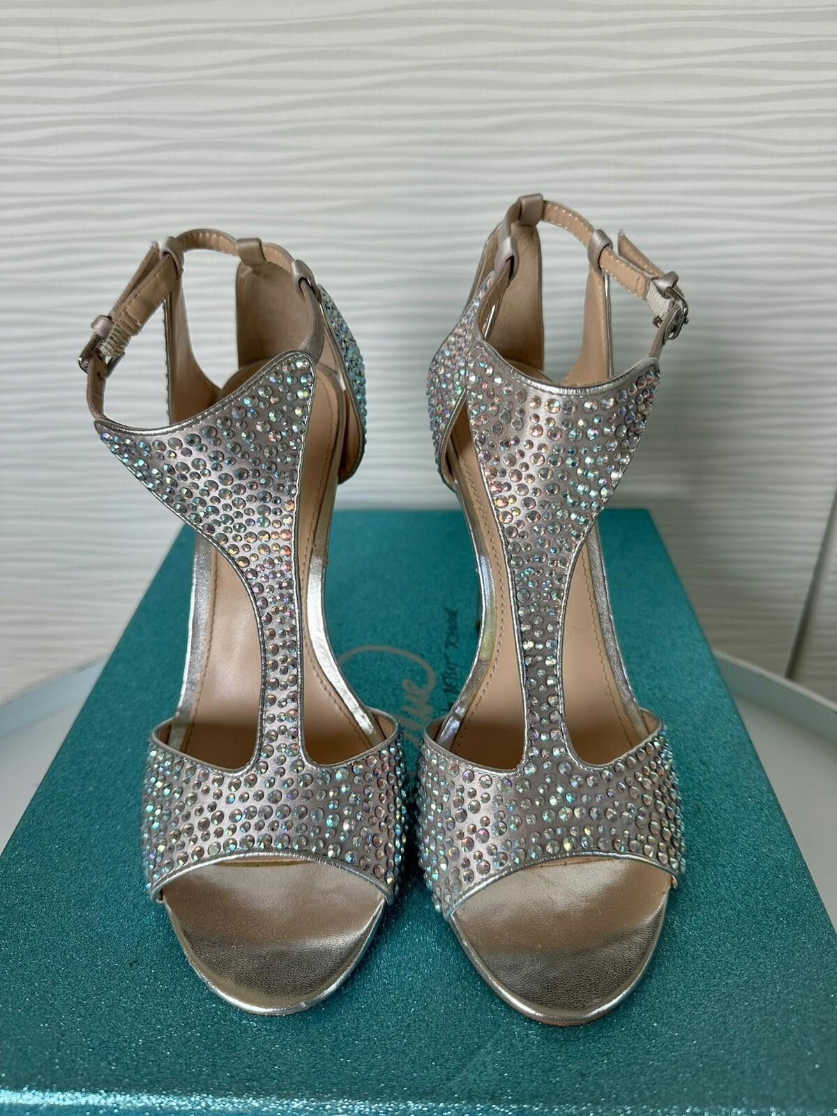 Betsey Johnson Betsey Johnson Formal Rhinestone Heels SB- I Do 7.5 Size US 7.5 / IT 37.5 - 2 Thumbnail