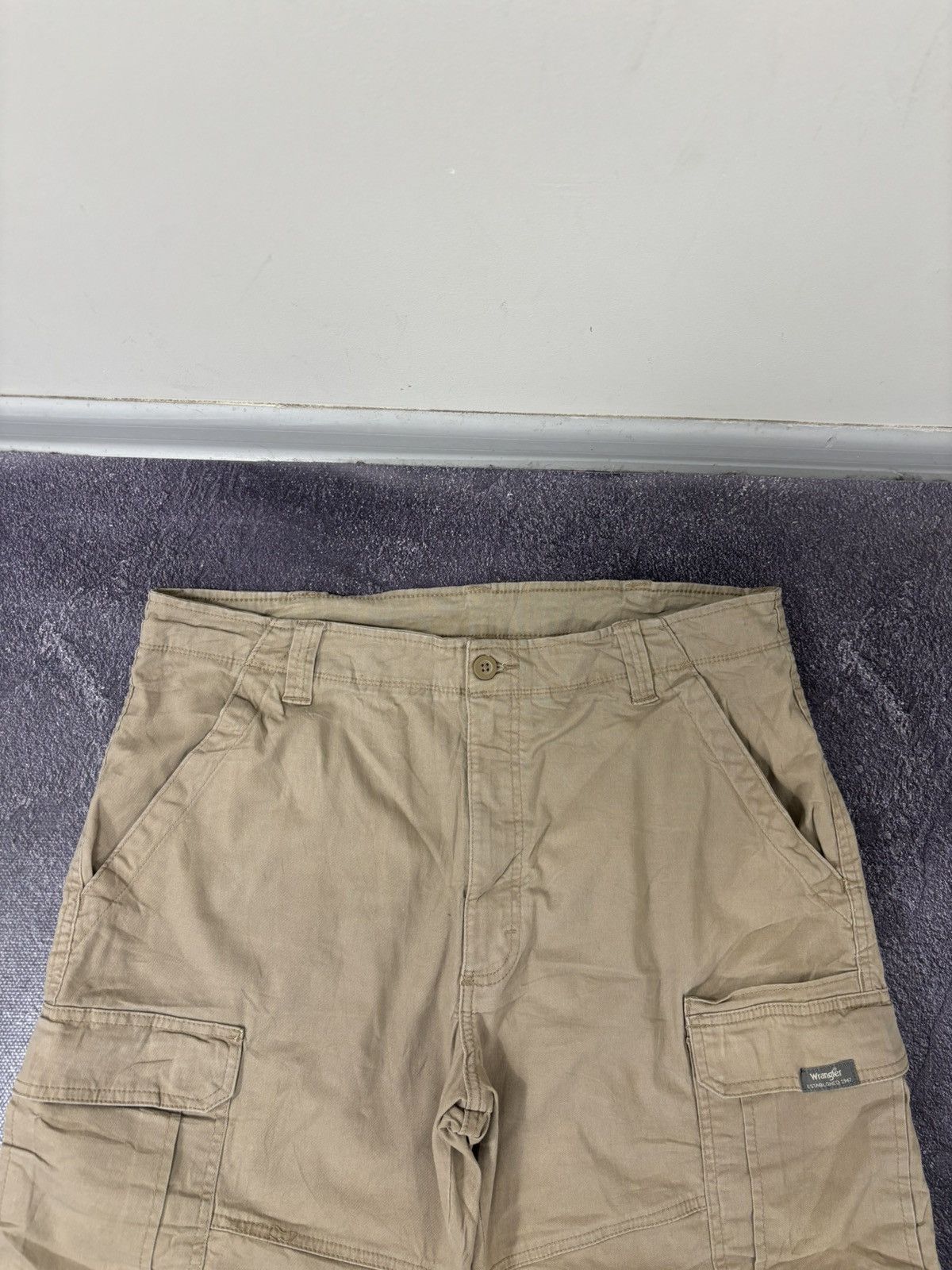 Vintage Vintage Wrangler Y2K Utility Hype Beige Cargo Shorts Size US 36 / EU 52 - 7 Thumbnail
