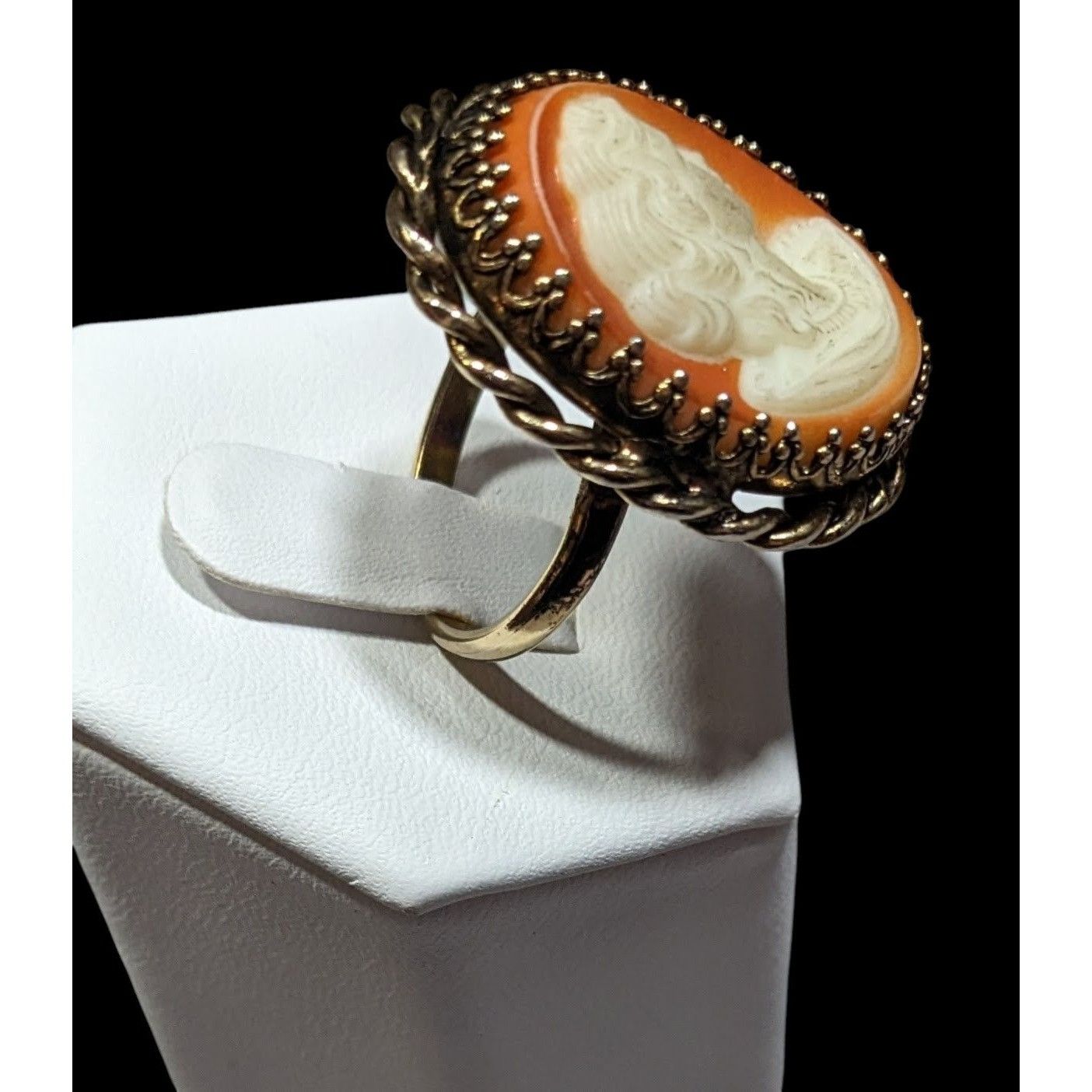 Other Vintage Cameo Ring Victorian Style Gold Tone Adjustable 7.5 Size ONE SIZE - 2 Thumbnail