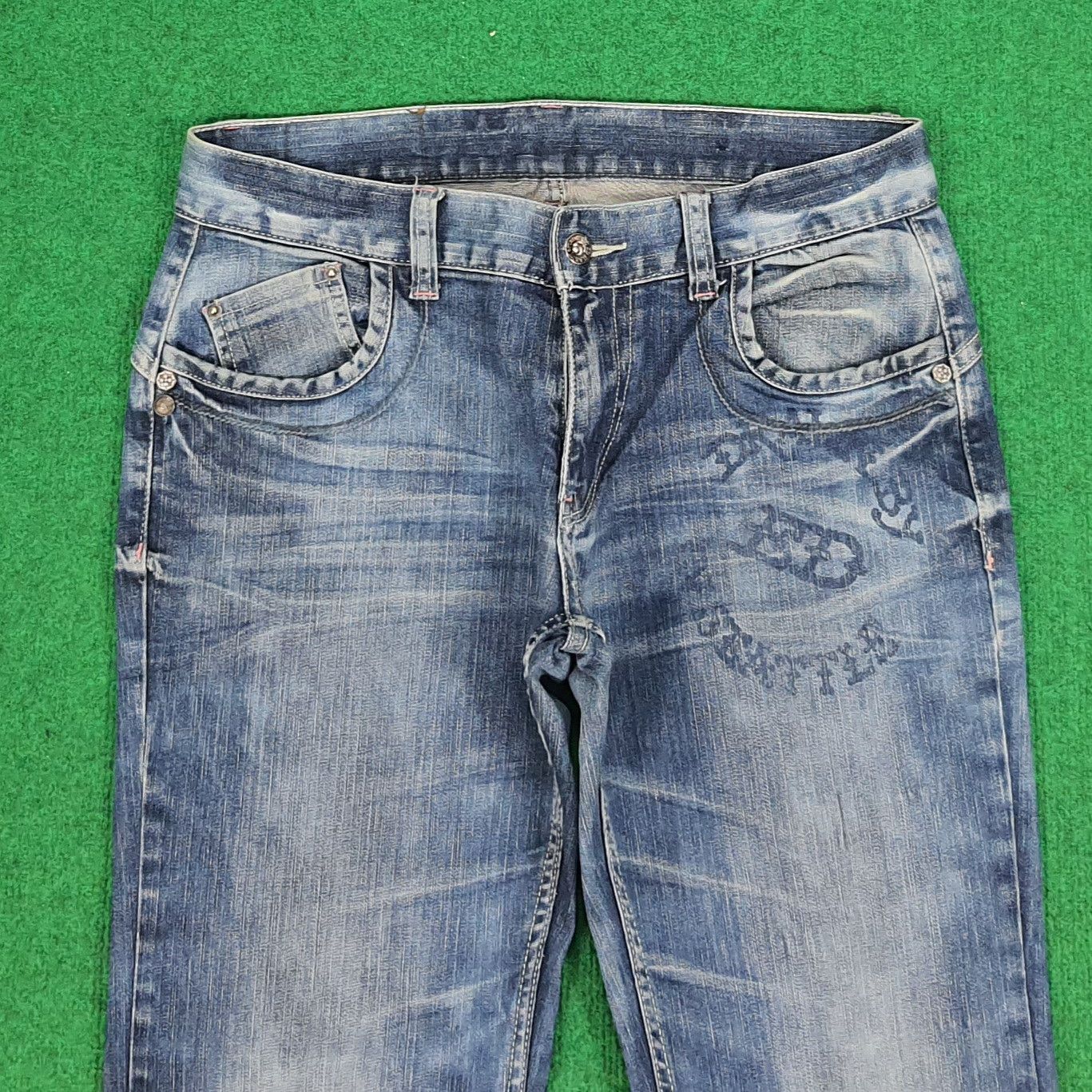 Ed Hardy Vintage Ed Hardy love Kills Slowly Embroidery Jeans Size US 31 - 6 Thumbnail