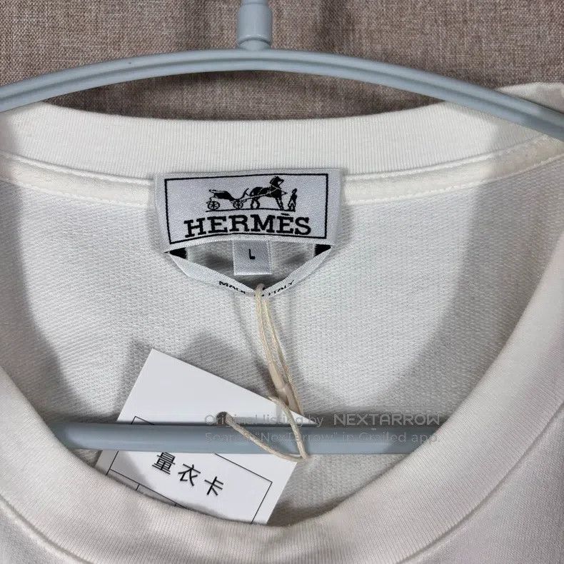 Hermes Hermes White short-sleeved T-shirt with a small horse head Size L / US 10 / IT 46 - 2 Thumbnail