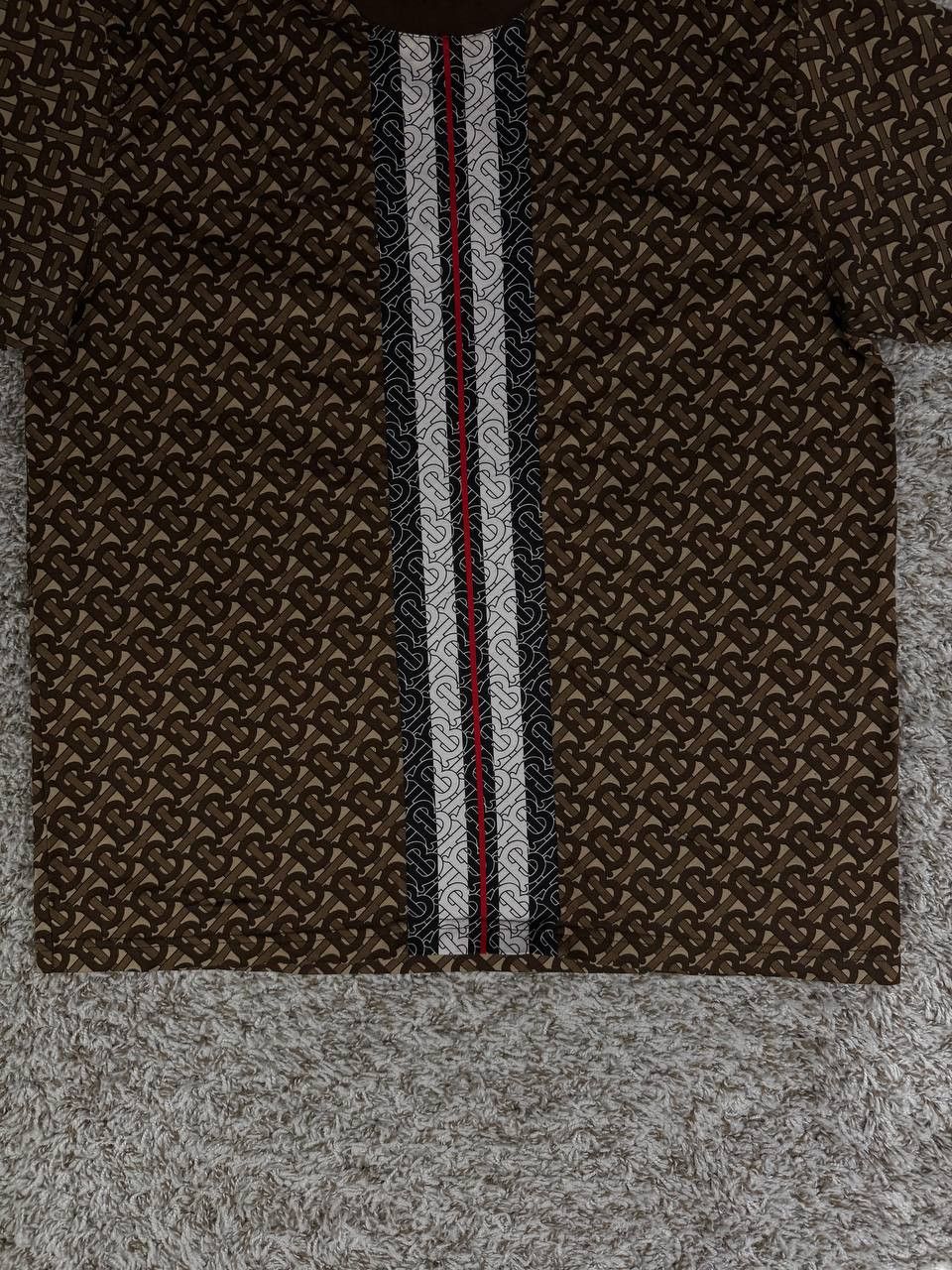 Burberry Burberry Stripe Monogram Short Sleeve Brown T-Shirt Size US M / EU 48-50 / 2 - 3 Thumbnail